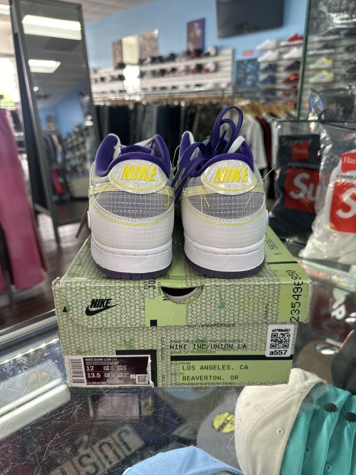 Nike Nike Dunk Low Union Passport Pack Court Purple Size US 12 / EU 45 - 7 Thumbnail