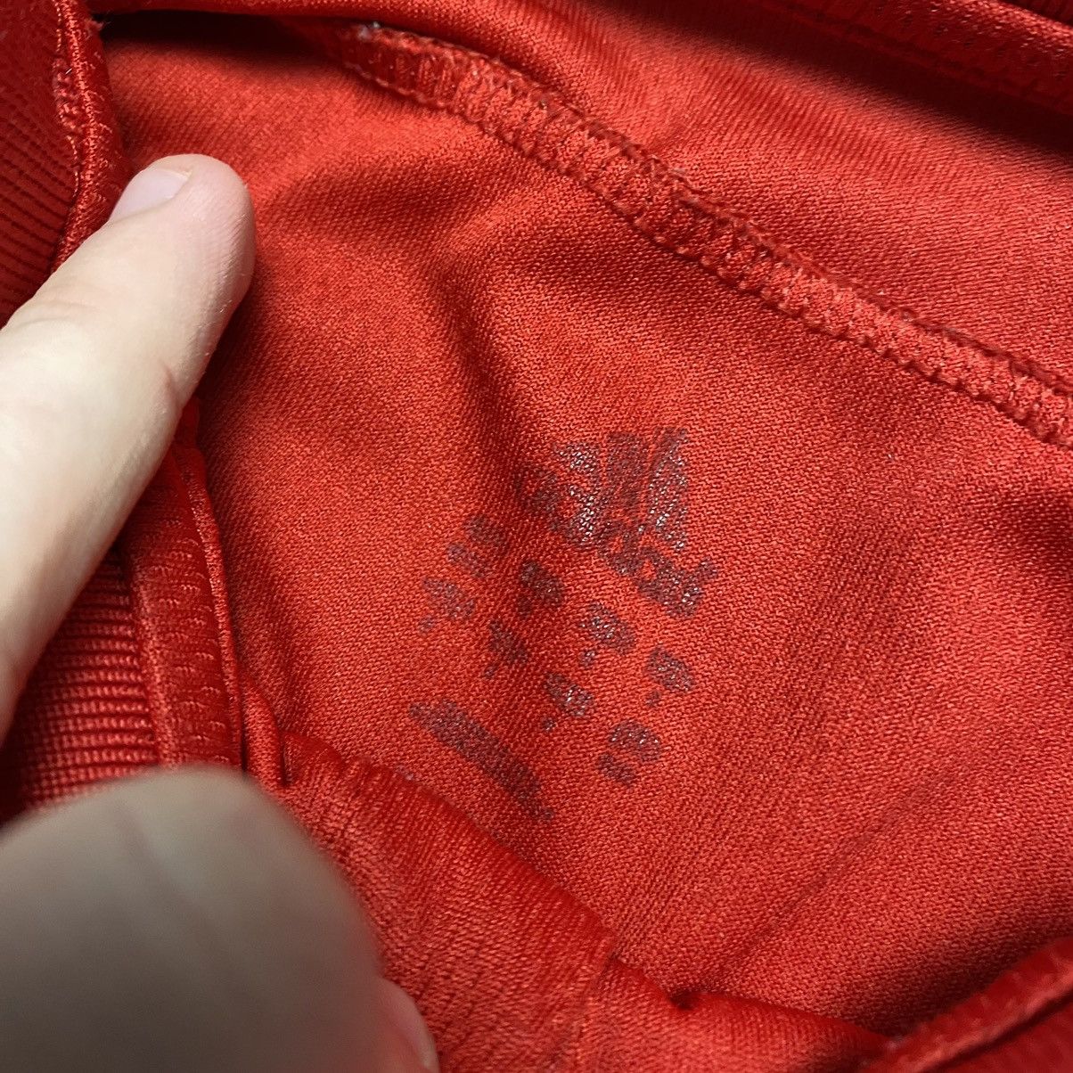 Adidas Vintage Adidas Liverpool 2010 Rare red Team soccer jersey Size US S / EU 44-46 / 1 - 7 Thumbnail