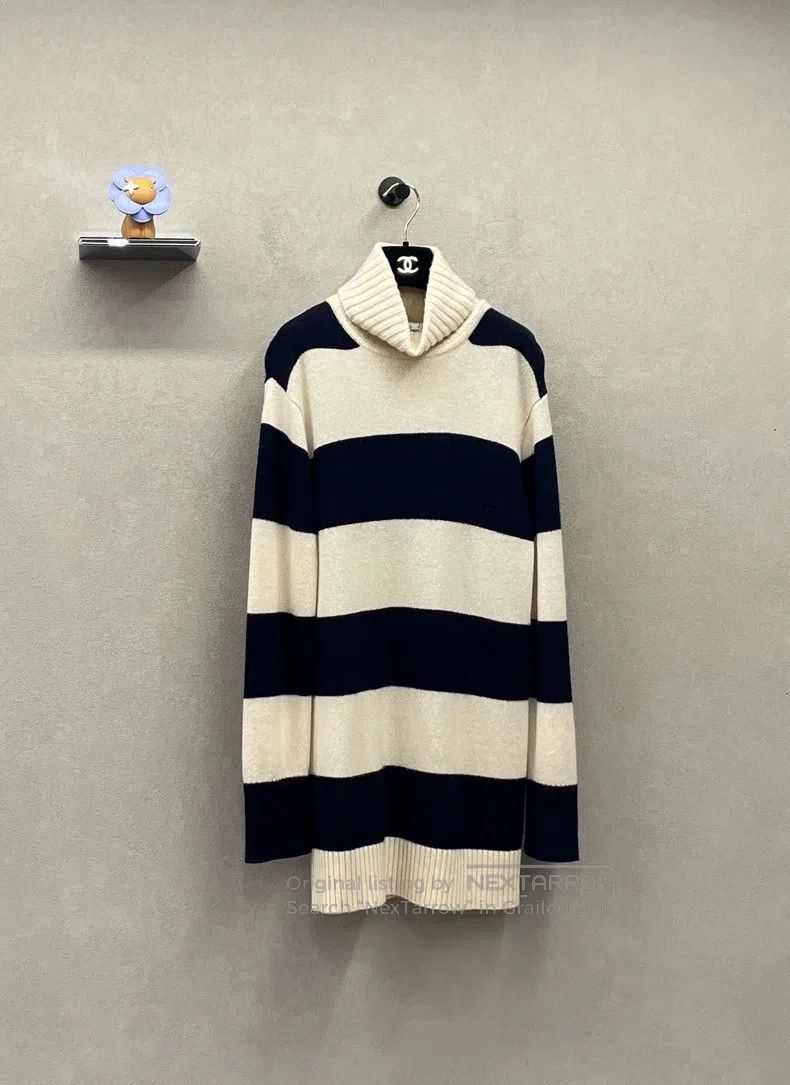 Max Mara Max Mara High Neck Knit Sweater Black and White Striped Size M / US 6-8 / IT 42-44 - 2 Thumbnail