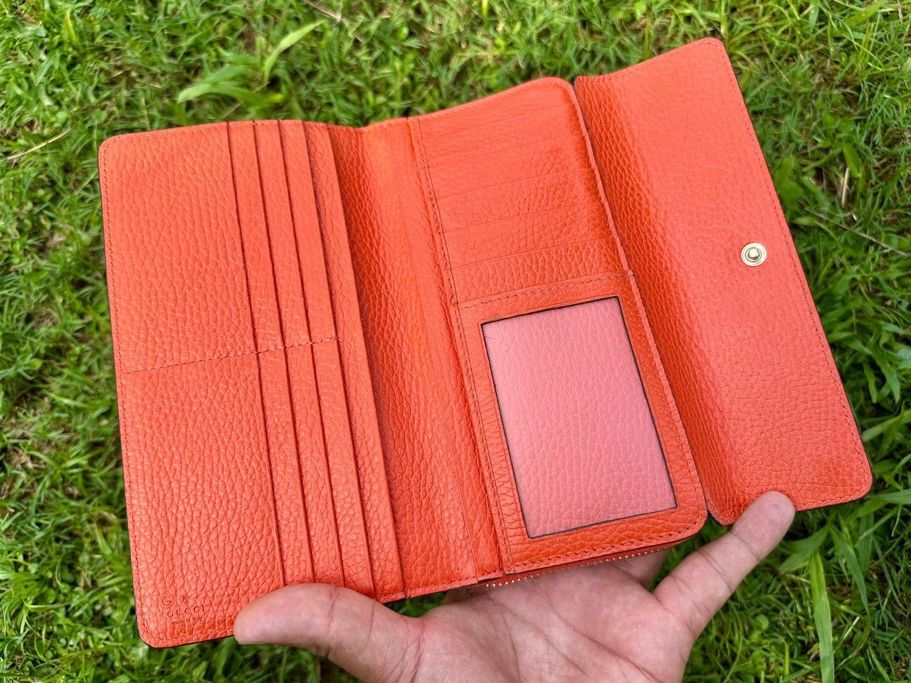 Gucci Authentic Gucci Interlocking GG Grained Leather Continental Size ONE SIZE - 3 Thumbnail