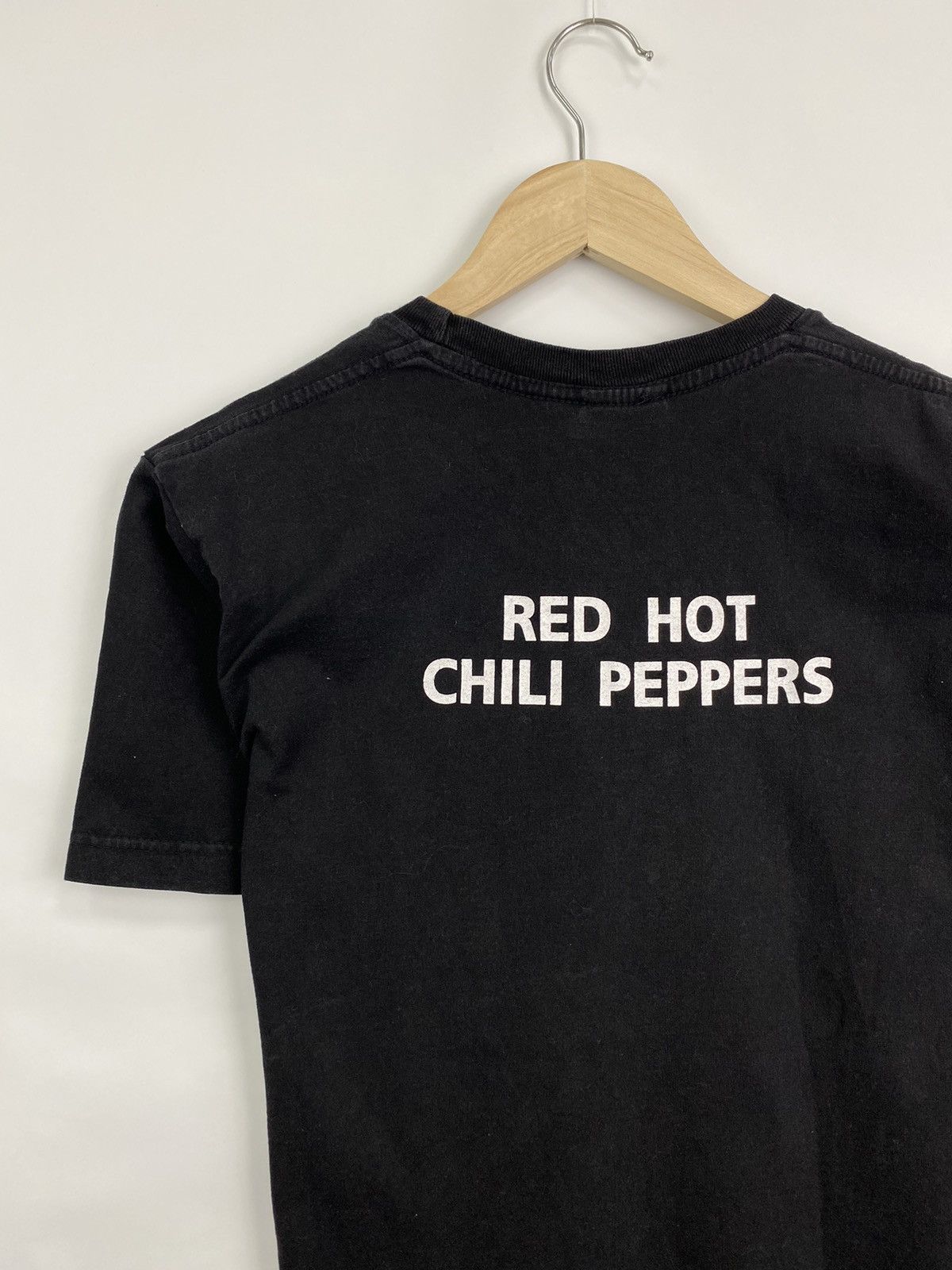 Band Tees 🇺🇸 Vintage Y2K Red Hot Chili Peppers T-Shirt Rare Retro Hype Size US M / EU 48-50 / 2 - 7 Thumbnail