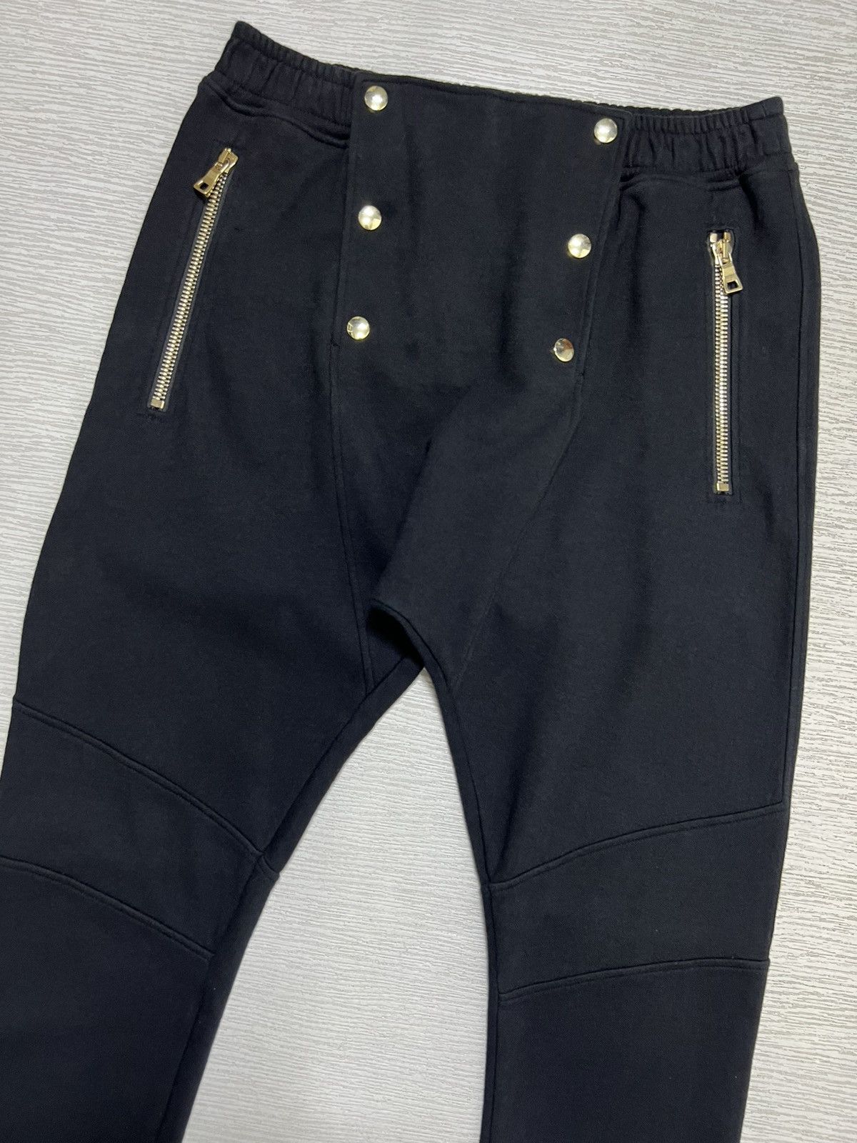 Balmain Balmain - Gold Hardware Biker Sweatpants Size US 30 / EU 46 - 4 Thumbnail