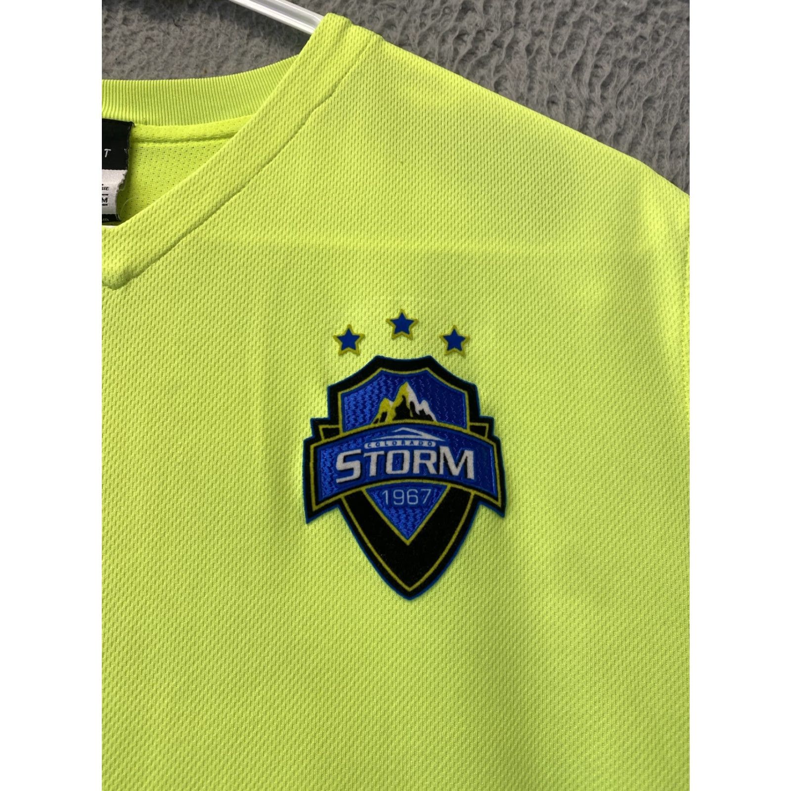 Nike Nike Dri-Fit Football Soccer Mens Size M Yellow Jersey Athletic T-Shirt Short Sleeve Standard Regular Adult/114-31 Size US M / EU 48-50 / 2 - 3 Thumbnail