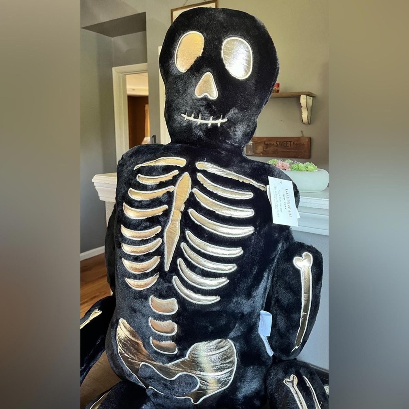 Isaac Mizrahi Isaac Mizrahi Black And Gold Skeleton Body Pillow NWT Size ONE SIZE - 5 Thumbnail