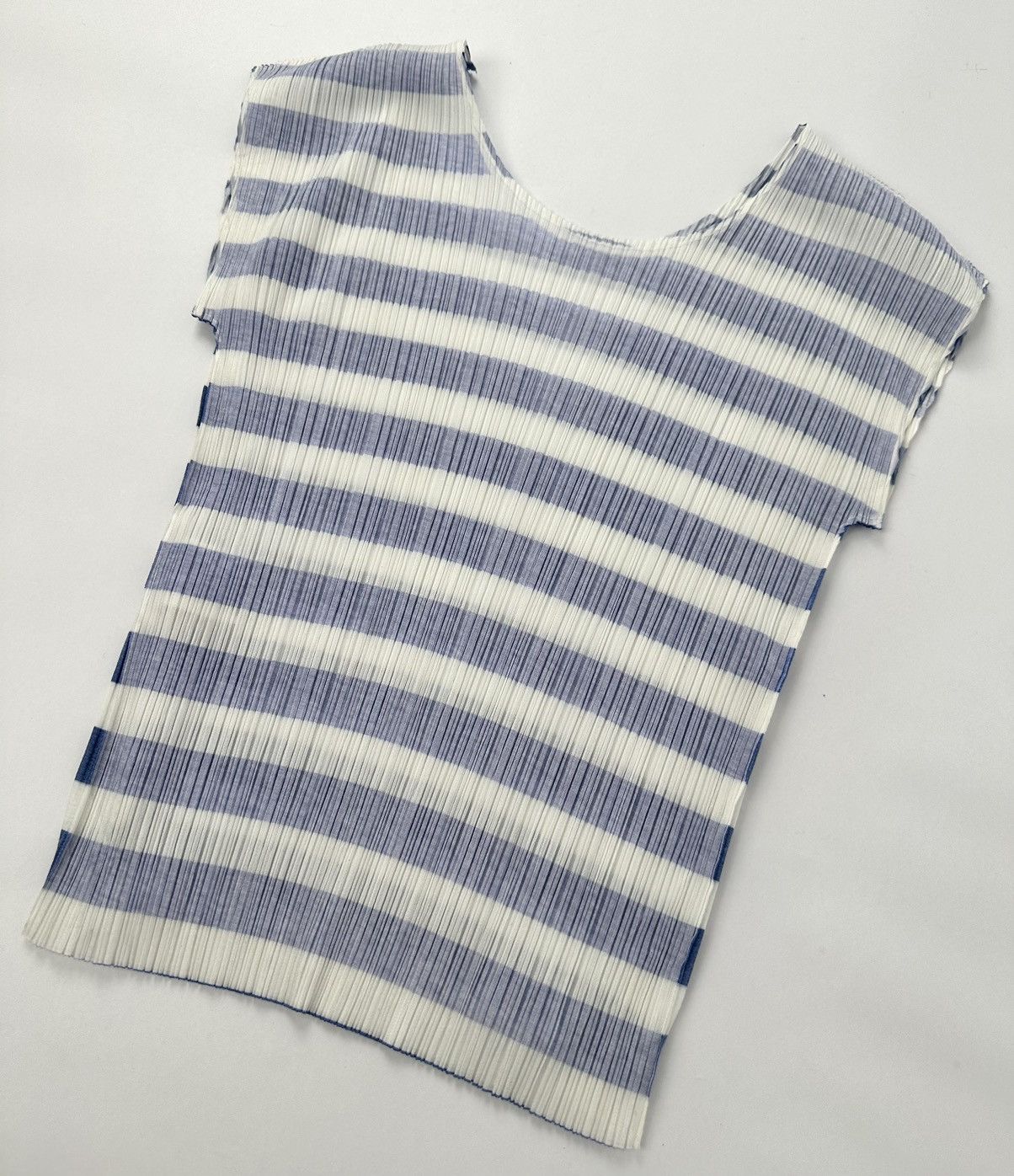 Issey Miyake × Pleats Please Issey Miyake Issey Miyake Pleats Please Stripped Pattern Sleeveless Size M / US 6-8 / IT 42-44 - 6 Thumbnail