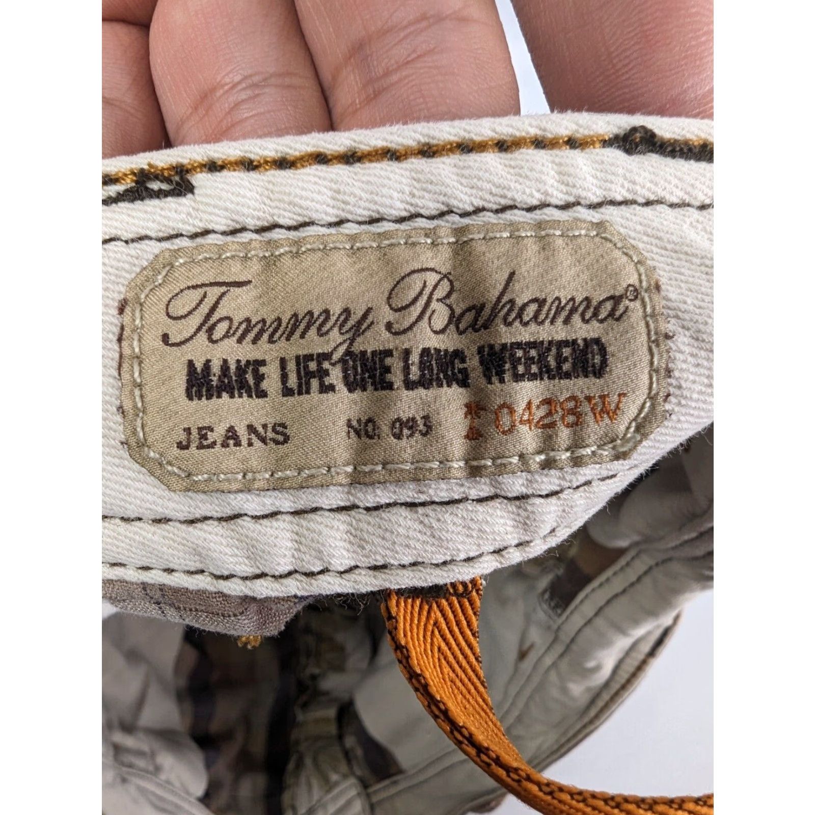 Tommy Bahama Tommy Bahama Cargo Shorts Men 38 Beige Brown Orange Plaid 100% Cotton Outdoors Easy Care Relaxed Cargo Pocket Casual Beach Early 90s? Size US 38 / EU 54 - 7 Thumbnail