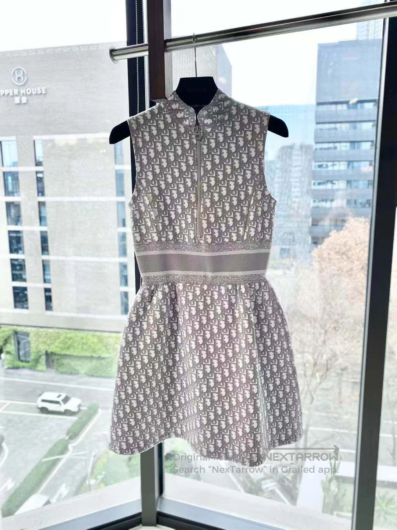 Dior Dior Presbyopia logo high-neck sleeveless waist dress| Size 4XL / US 24-26 - 2 Thumbnail