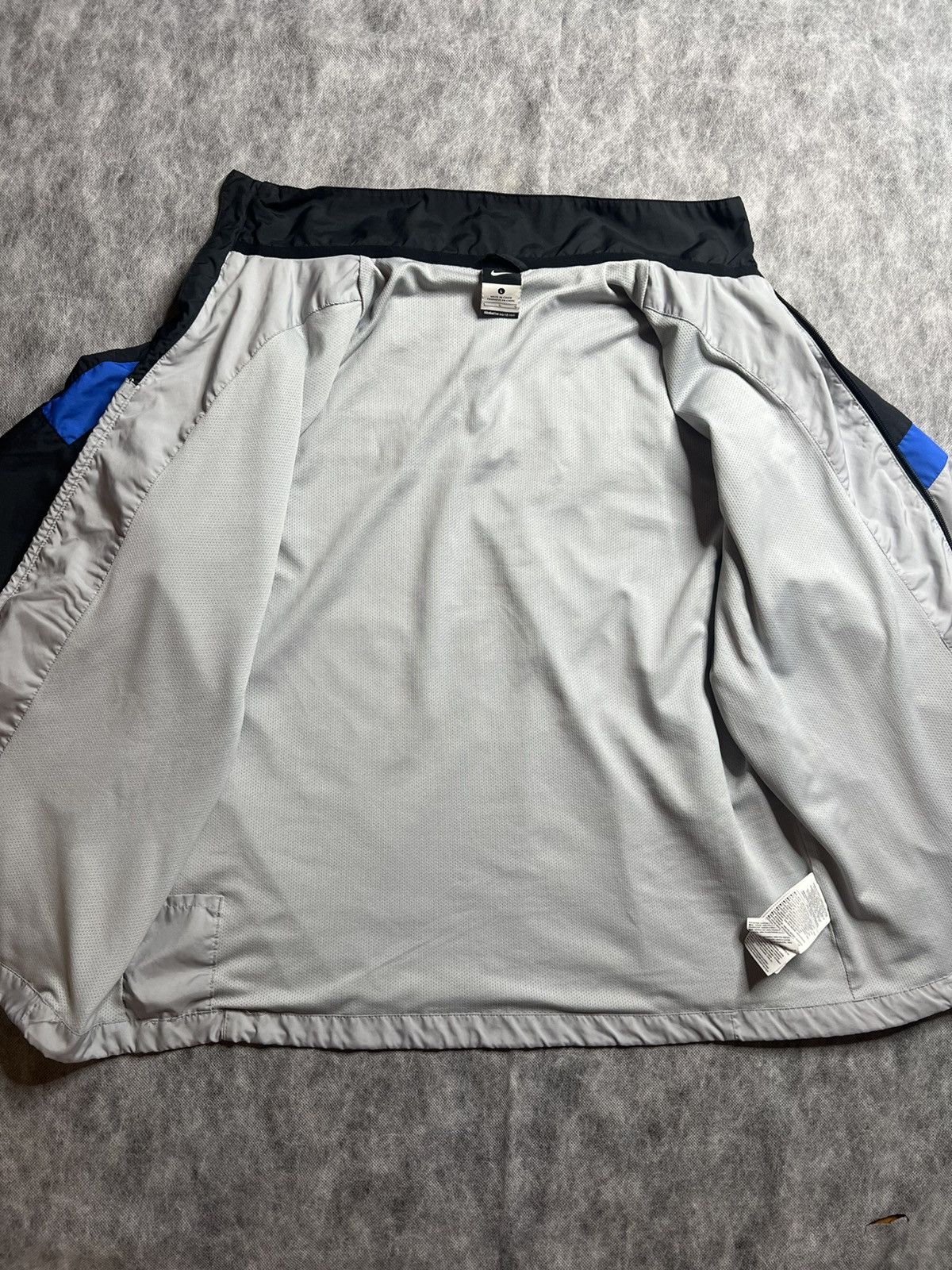 Nike Nike Inter Milan 2012 Jacket Soccer Football Size US L / EU 52-54 / 3 - 11 Thumbnail