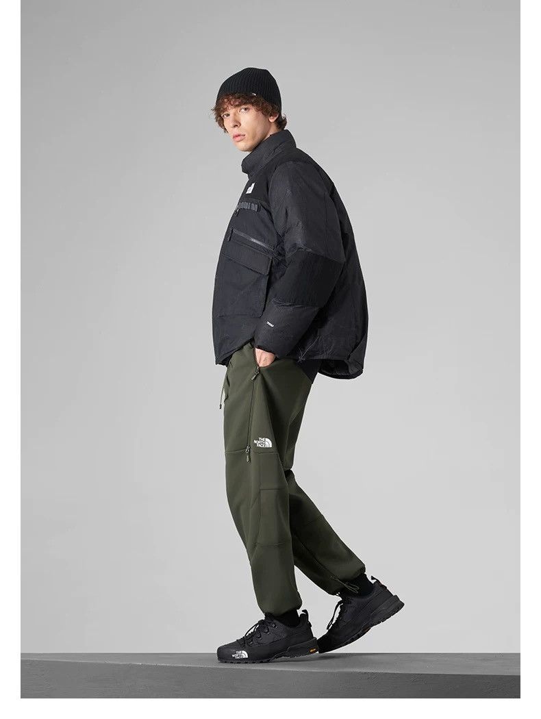 The North Face Urban Exploration ADJUSTABLE HEAVY WEIGHT DOWN JACKET Size US M / EU 48-50 / 2 - 17 Thumbnail