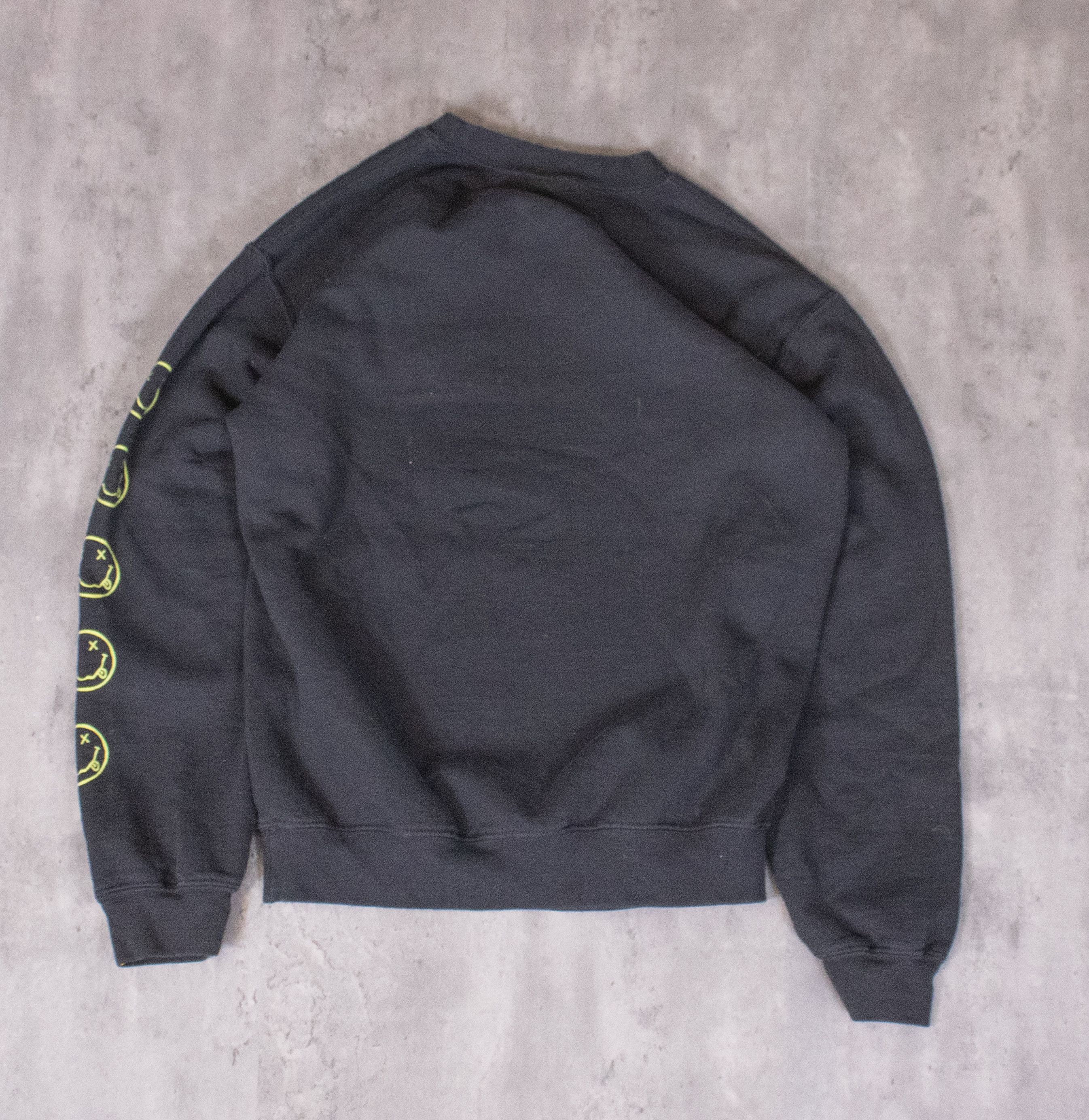 Gildan × Nirvana Nirvana Smile Reprint Black Crewneck Sweater Size US S / EU 44-46 / 1 - 9 Thumbnail