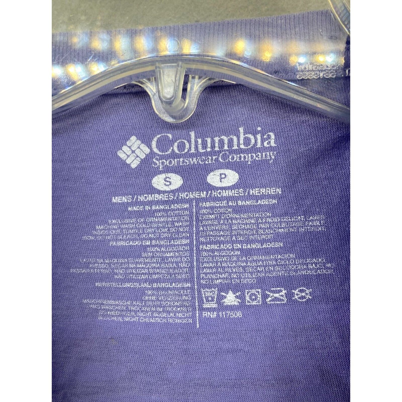 Vintage Columbia Mens TShirt Small Blue Outdoor Mountains Bear Size US S / EU 44-46 / 1 - 5 Thumbnail
