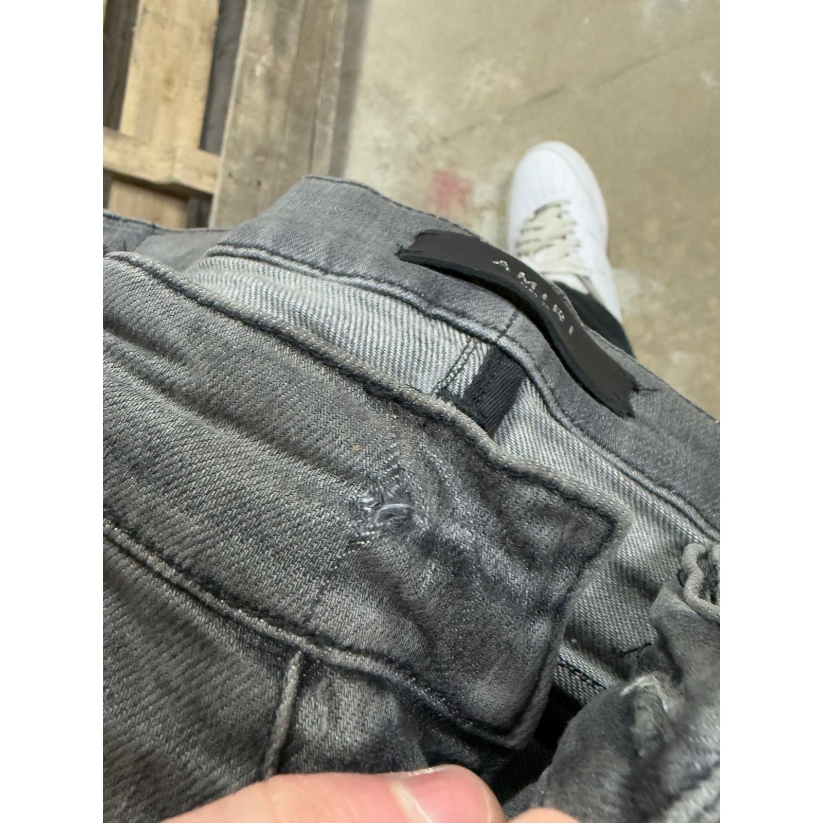 Amiri Amiri Jeans Grey Plain Thrasher (Missing Button) Used 29 Size US 29 - 2 Thumbnail