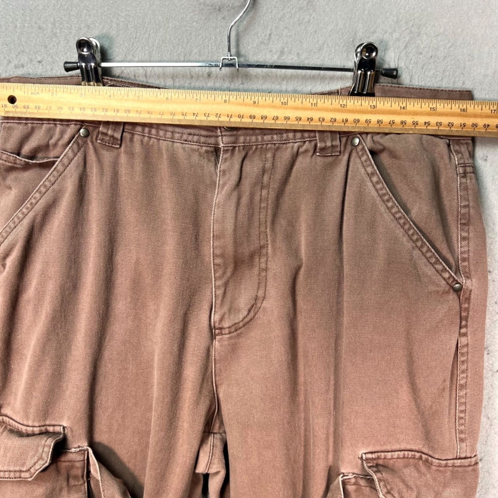 CLOT Standard Cloth Mens Pants Cargo Brown Size L Inseam 29in Ankle Zip Pockets Tapered Flat Front Cotton Cotton Cargo Pants Mens Brown 29in Inseam XS? Size US 33 - 6 Thumbnail