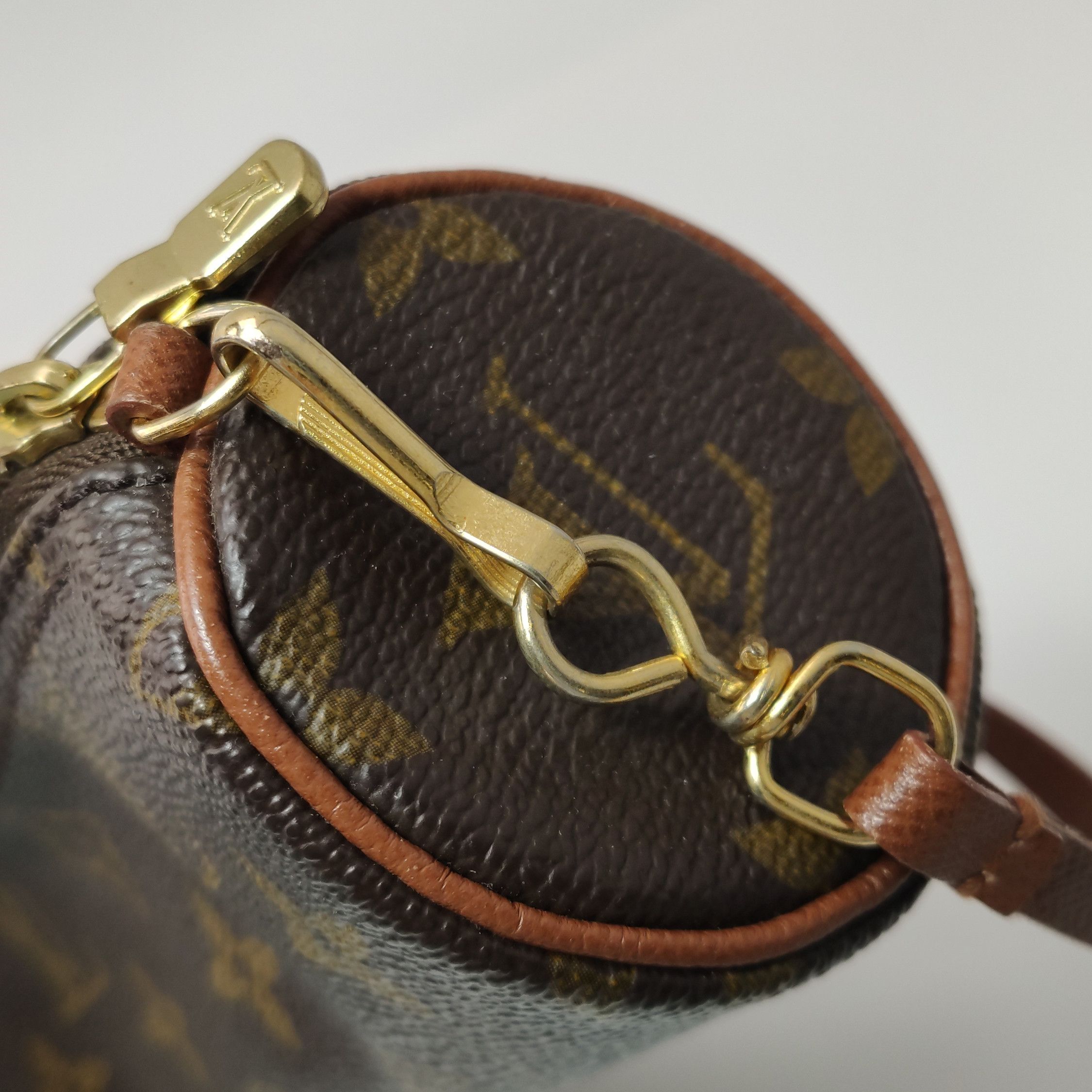 Louis Vuitton Louis Vuitton (LV) Papillon Mini Cowhide Monogram Printed D Size ONE SIZE - 4 Thumbnail