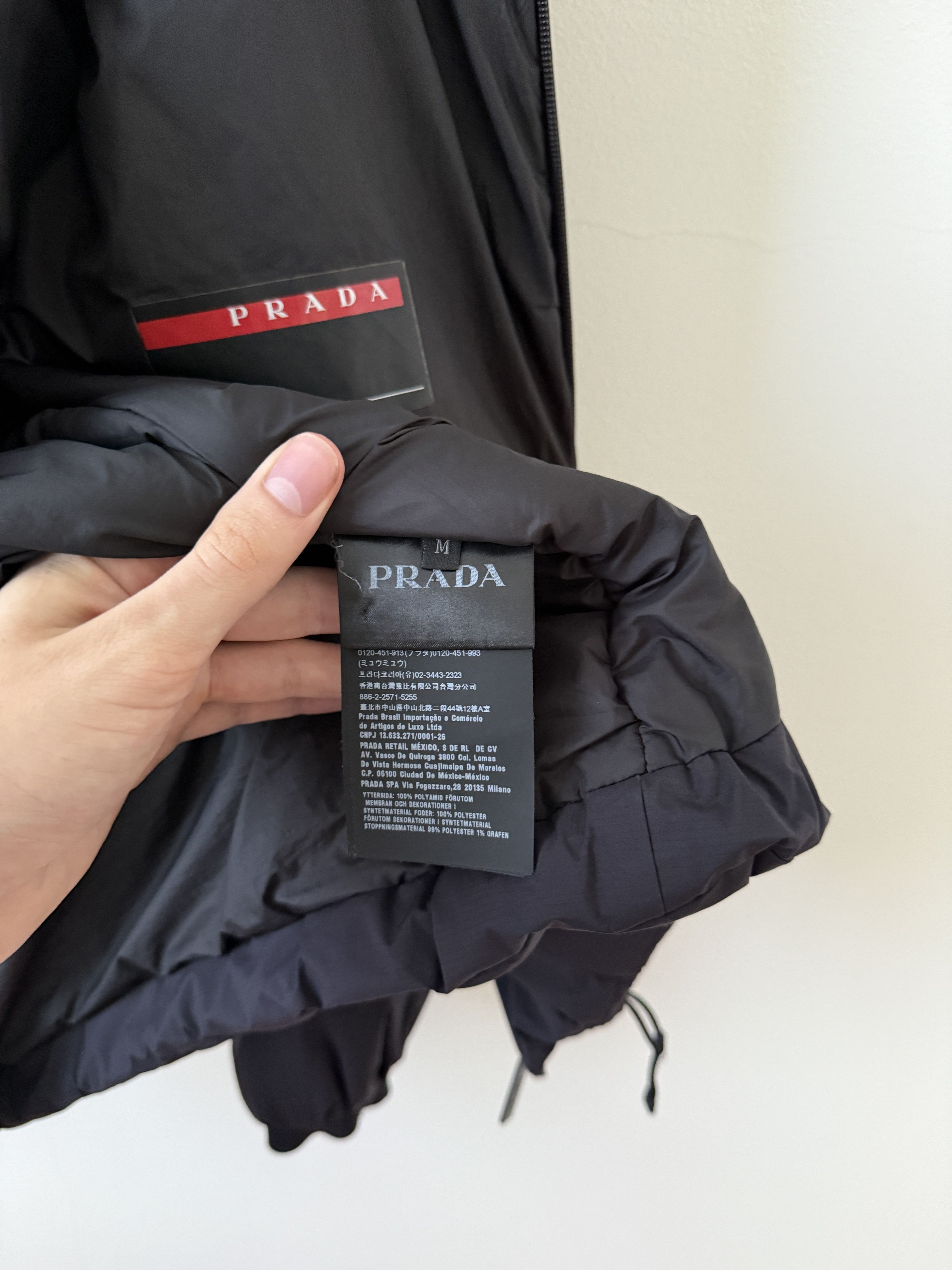 Prada Light Extreme-Tex padded jacket Size US M / EU 48-50 / 2 - 13 Thumbnail