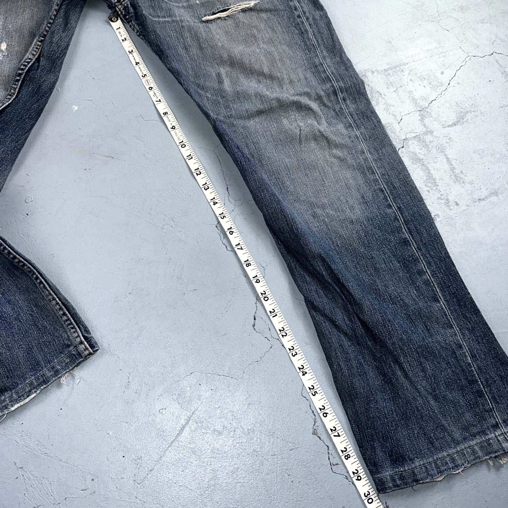 Levi's Levis 501 Vintage Y2K Straight Jeans Blue Med Wash 34x36 90s Men Regular Denim Classic Rise 30 Inseam 34 Blue Size US 34 / EU 50 - 5 Thumbnail