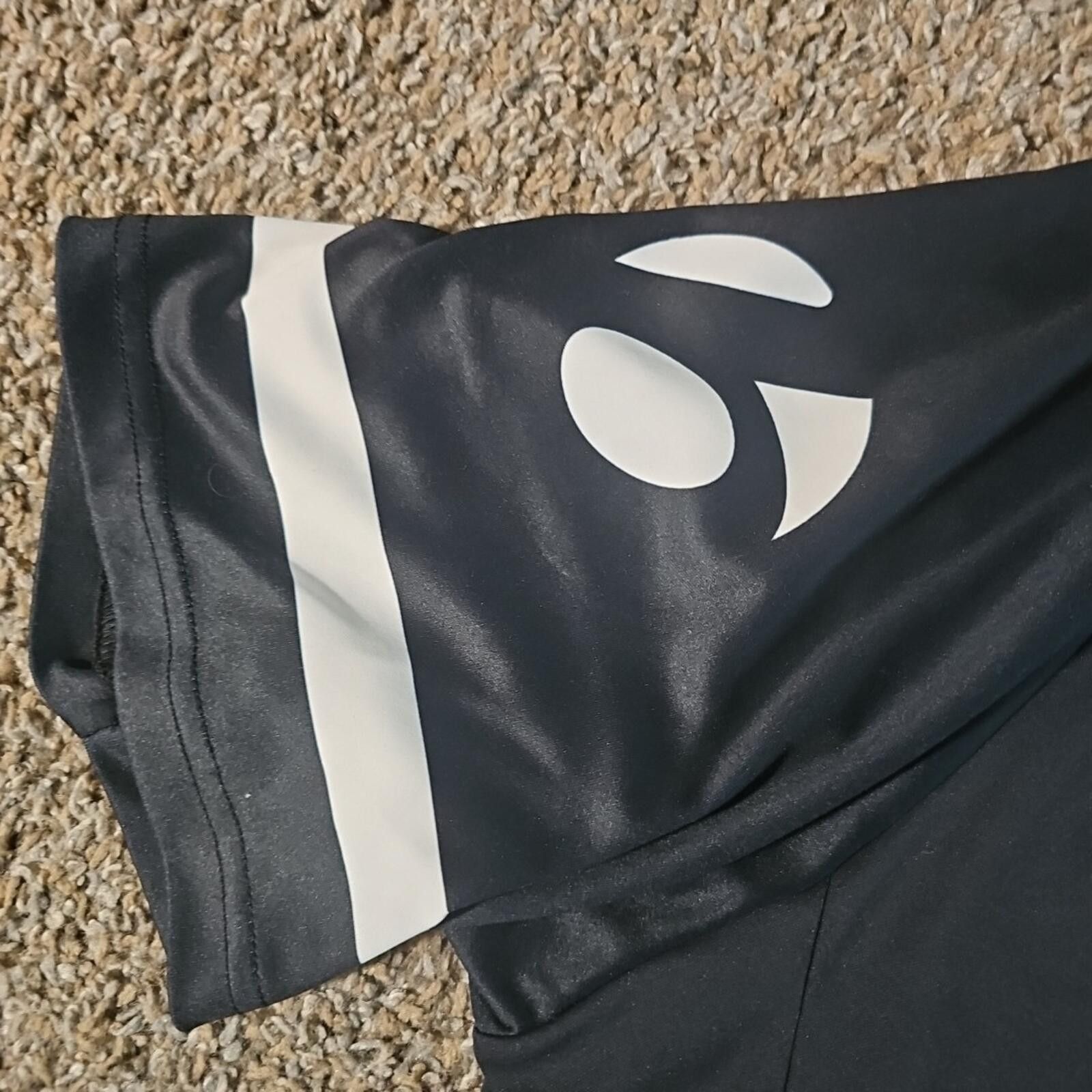 Other Bontrager XL 1/2 zip Black Solstice Bike Jersey Size ONE SIZE - 4 Thumbnail