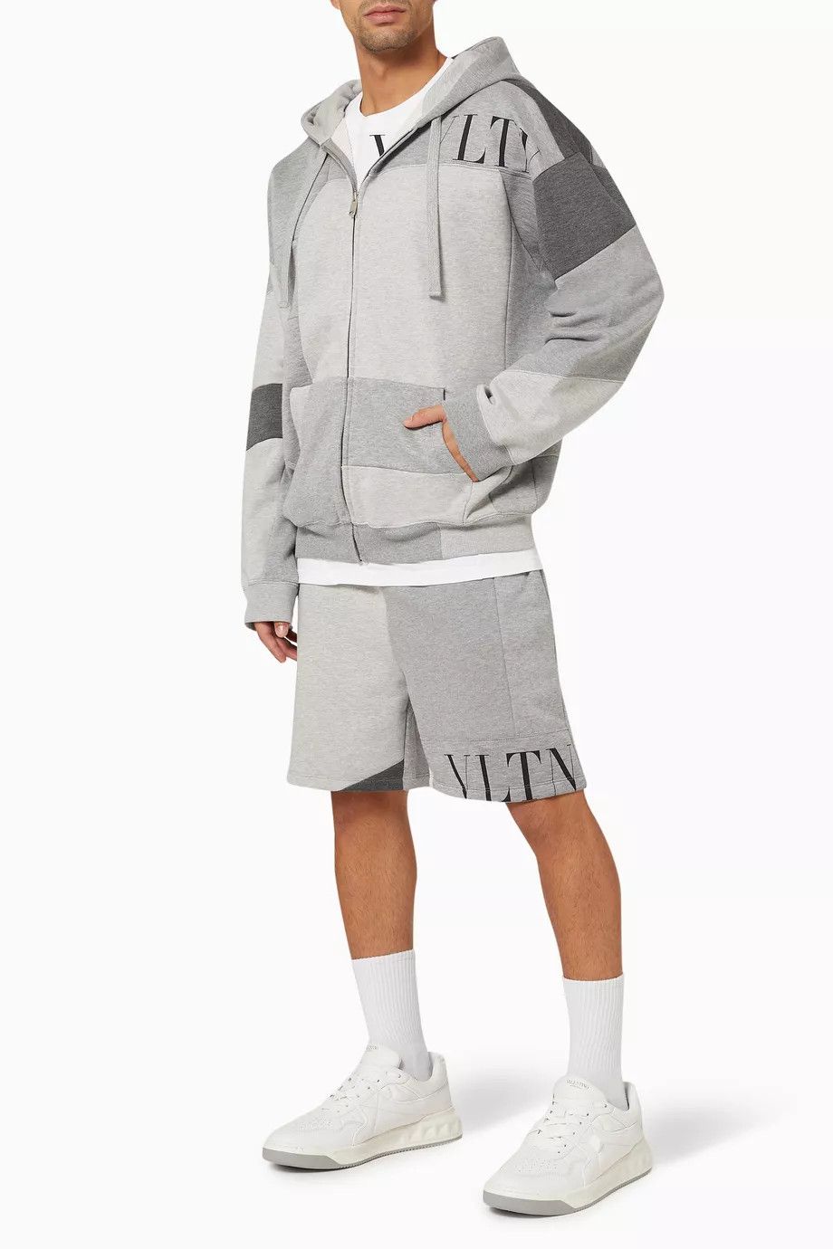 Valentino o1y0525 Logo Short in Gray Size US 30 / EU 46 - 4 Thumbnail