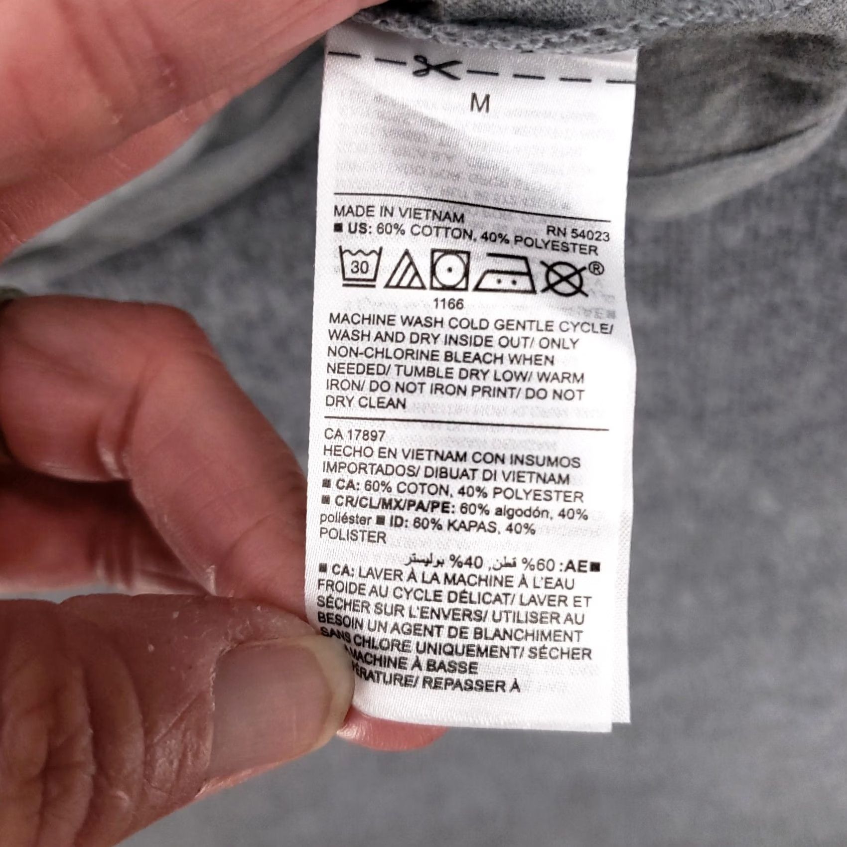 Old Navy Old Navy Tank Mens M Medium Gray American Tradition 2021 Sleeveless Cotton Blend Logo USA Flag shirt Size US M / EU 48-50 / 2 - 4 Thumbnail
