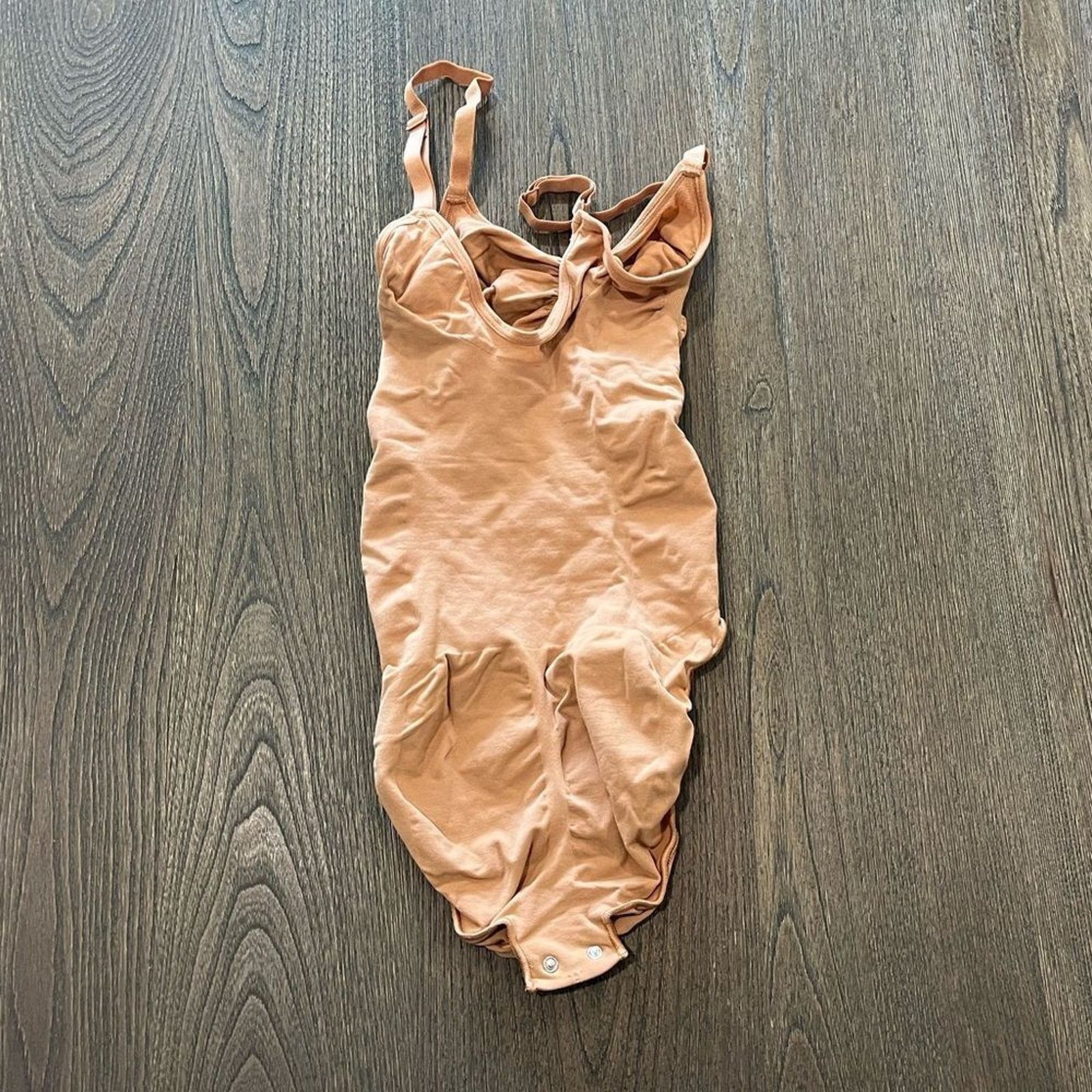 SKIMS NWOT Skims Sculpting Bodysuit - Size S/M Size S / US 4 / IT 40 - 4 Thumbnail
