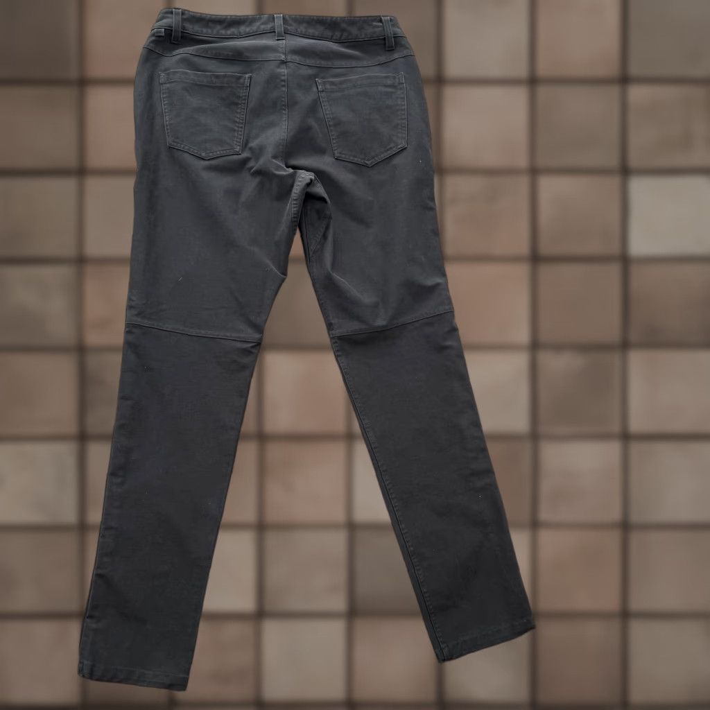 Lululemon Lululemon Pants Mens 32x31 Black Slim Chino 5 Pocket Stretch Casual Office Size US 32 / EU 48 - 1 Thumbnail