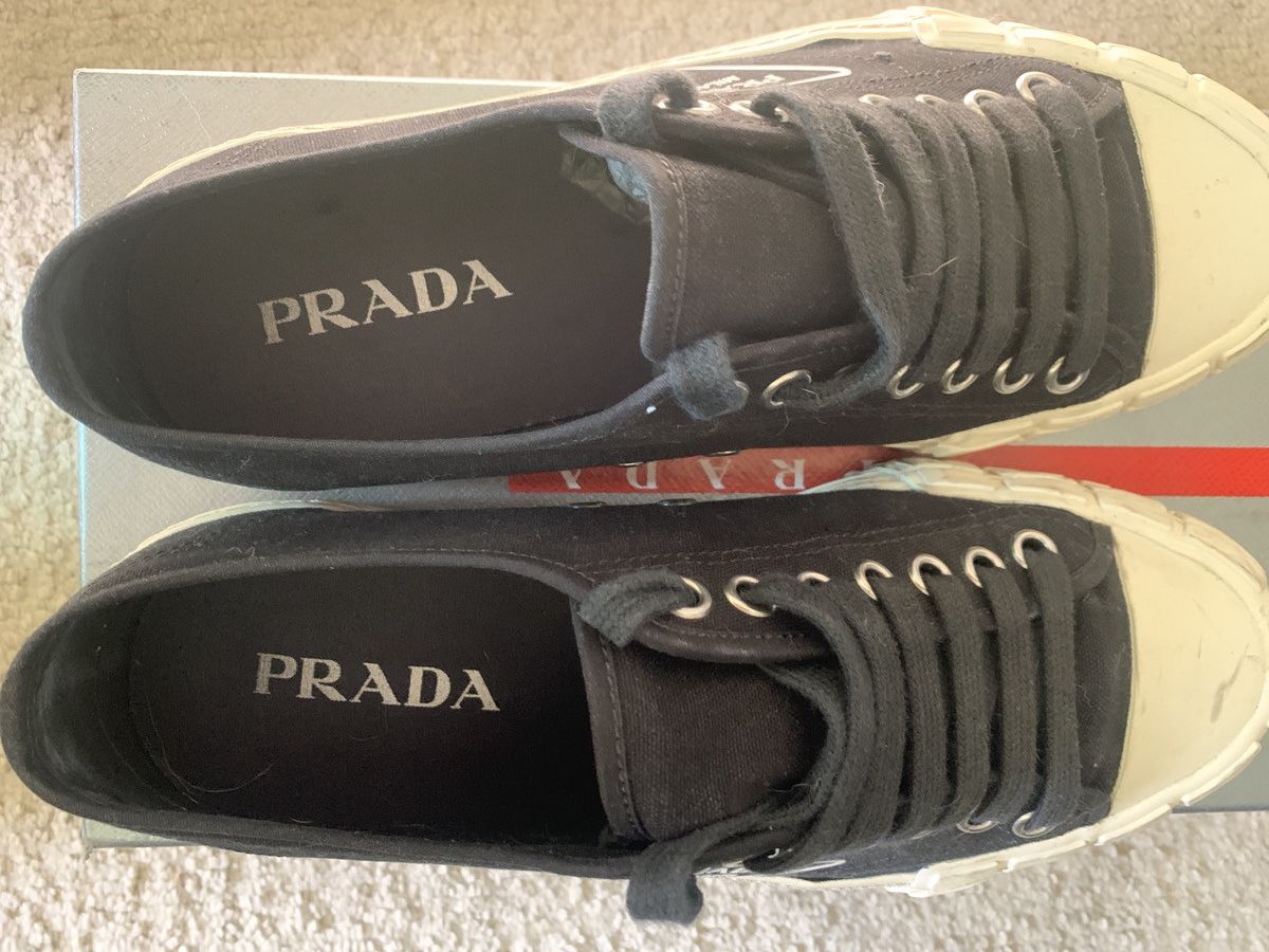 Prada Prada printed logo sneaker Size US 10 / EU 43 - 8 Thumbnail