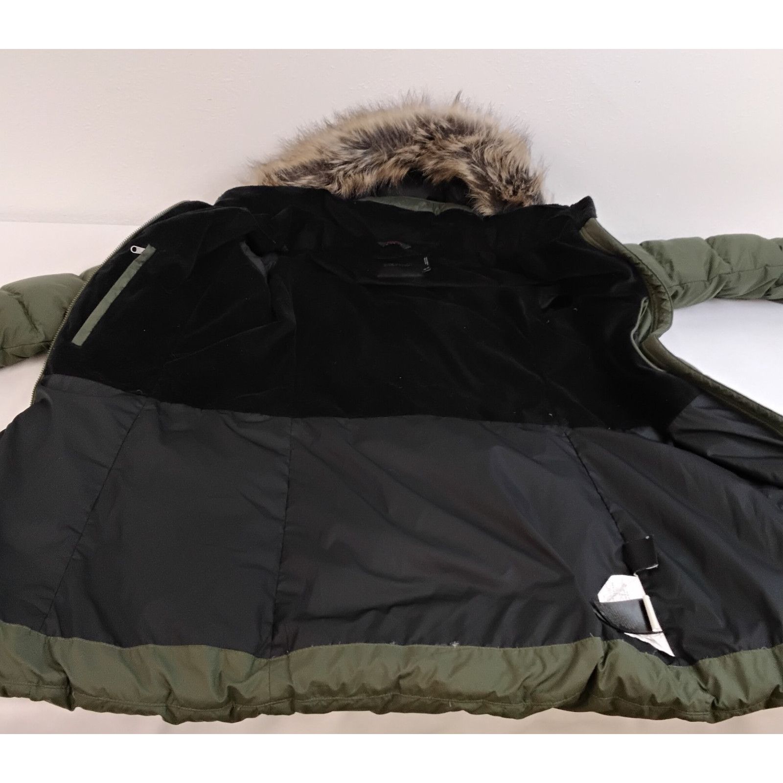 Marmot Marmot 700 Down Fill Parka Women's XS Green Faux Fur Ruff Size XS / US 0-2 / IT 36-38 - 5 Thumbnail
