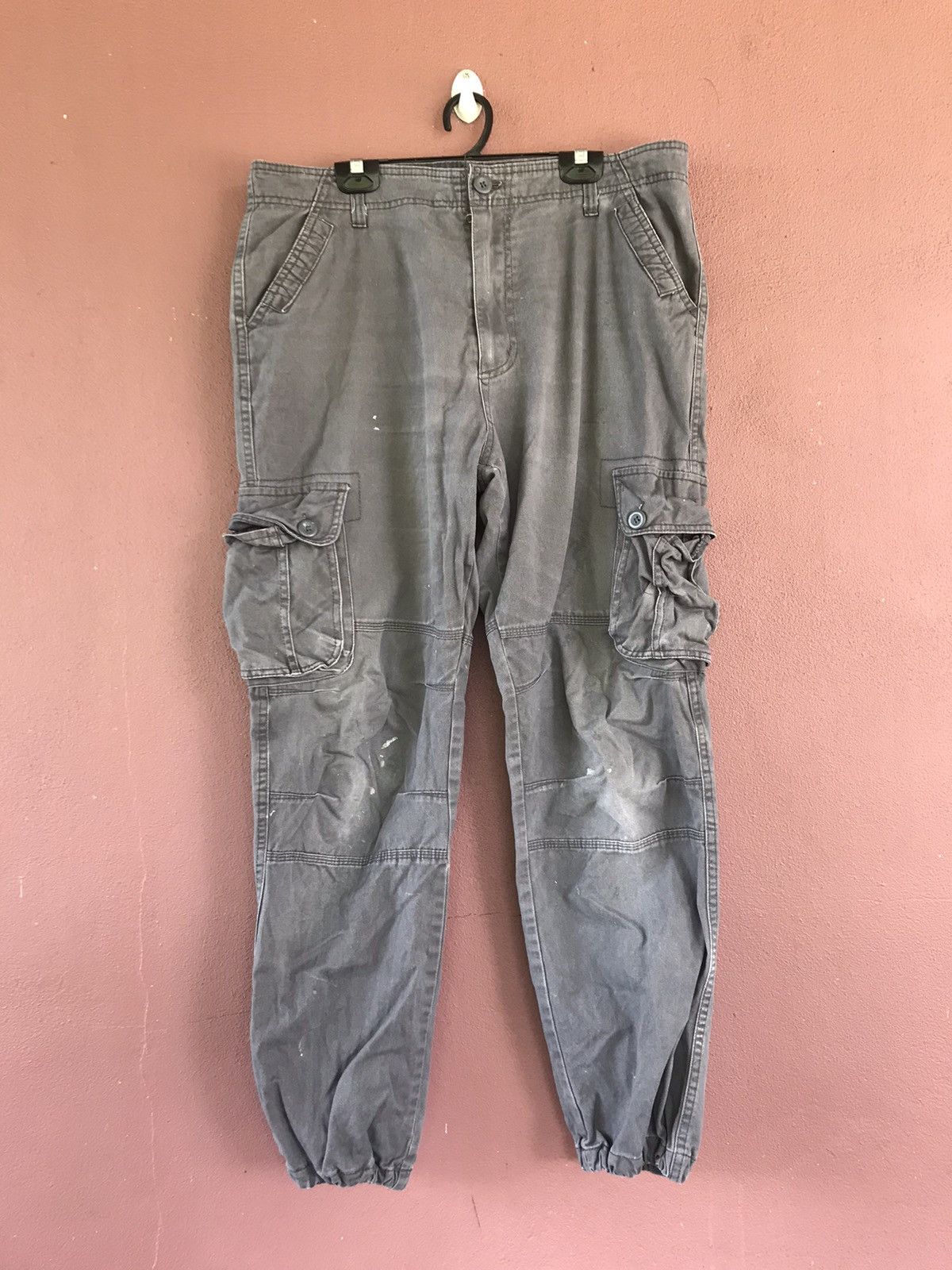 Japanese Brand Multipockets cargo pants size 36 Size US 36 / EU 52 - 1 Thumbnail