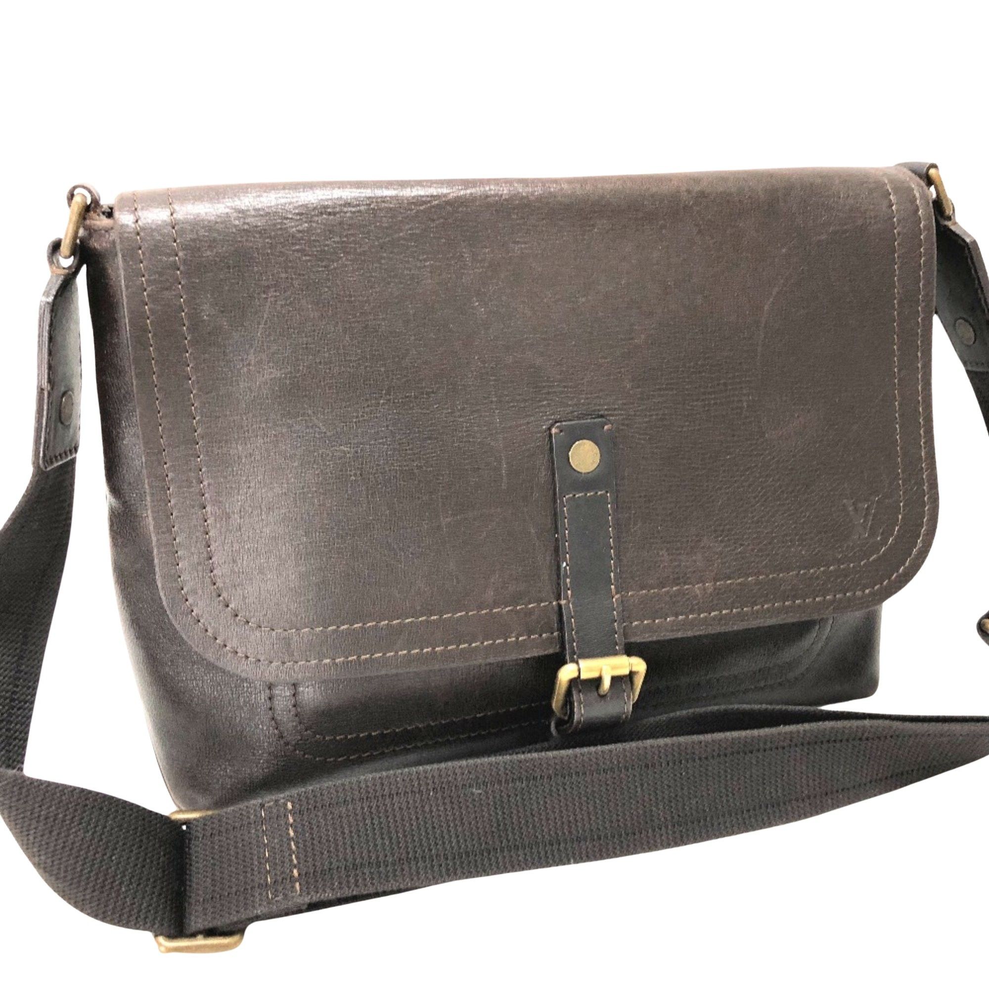 Louis Vuitton Louis Vuitton Utah shoulder Size ONE SIZE - 1 Thumbnail