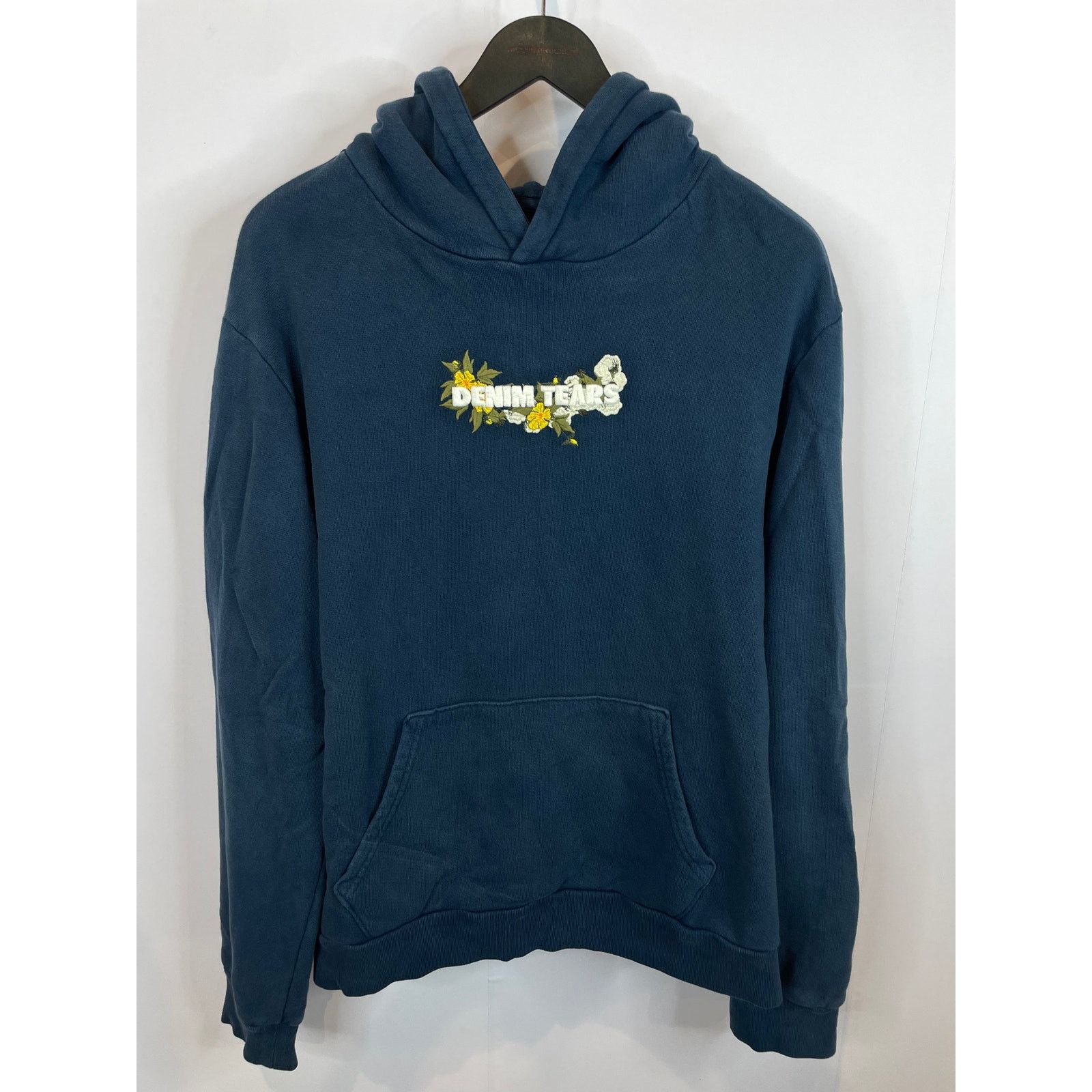 DENIM TEARS Denim Tears Hoodie Navy Floral Used Large Size US L / EU 52-54 / 3 - 2 Thumbnail