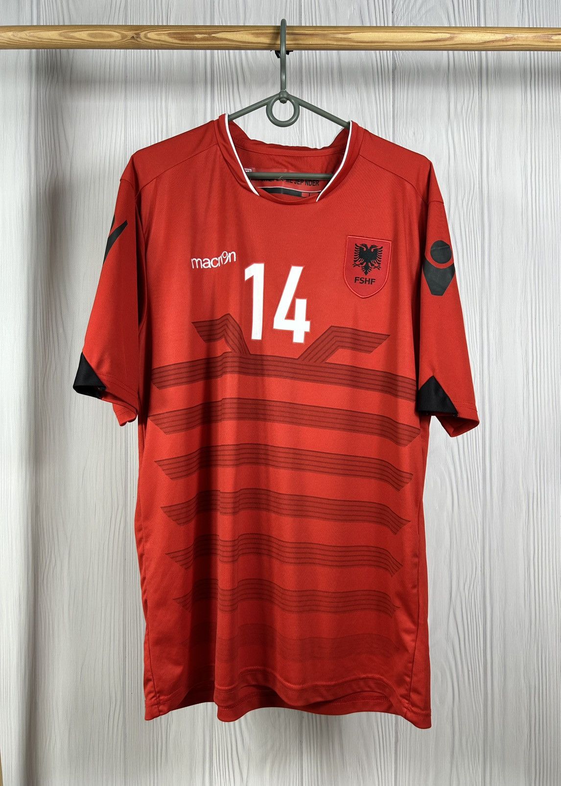 Macron Albania Home Jersey 2016/17 #14 Taulant Xhaka Size L Size US L / EU 52-54 / 3 - 1 Thumbnail