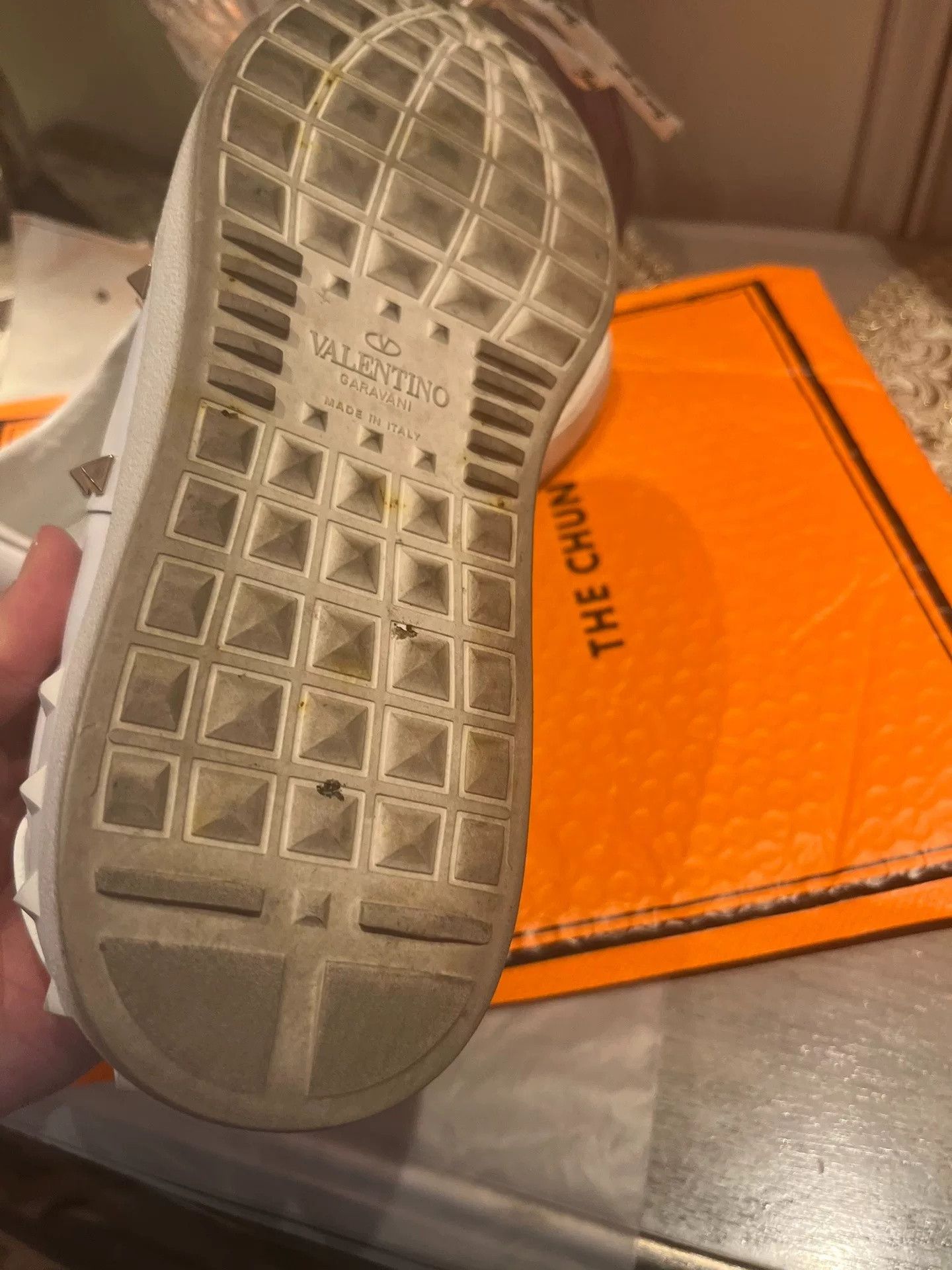 Valentino Valentino Studded White Sneakers Size 40 Size US 7 / EU 40 - 7 Thumbnail