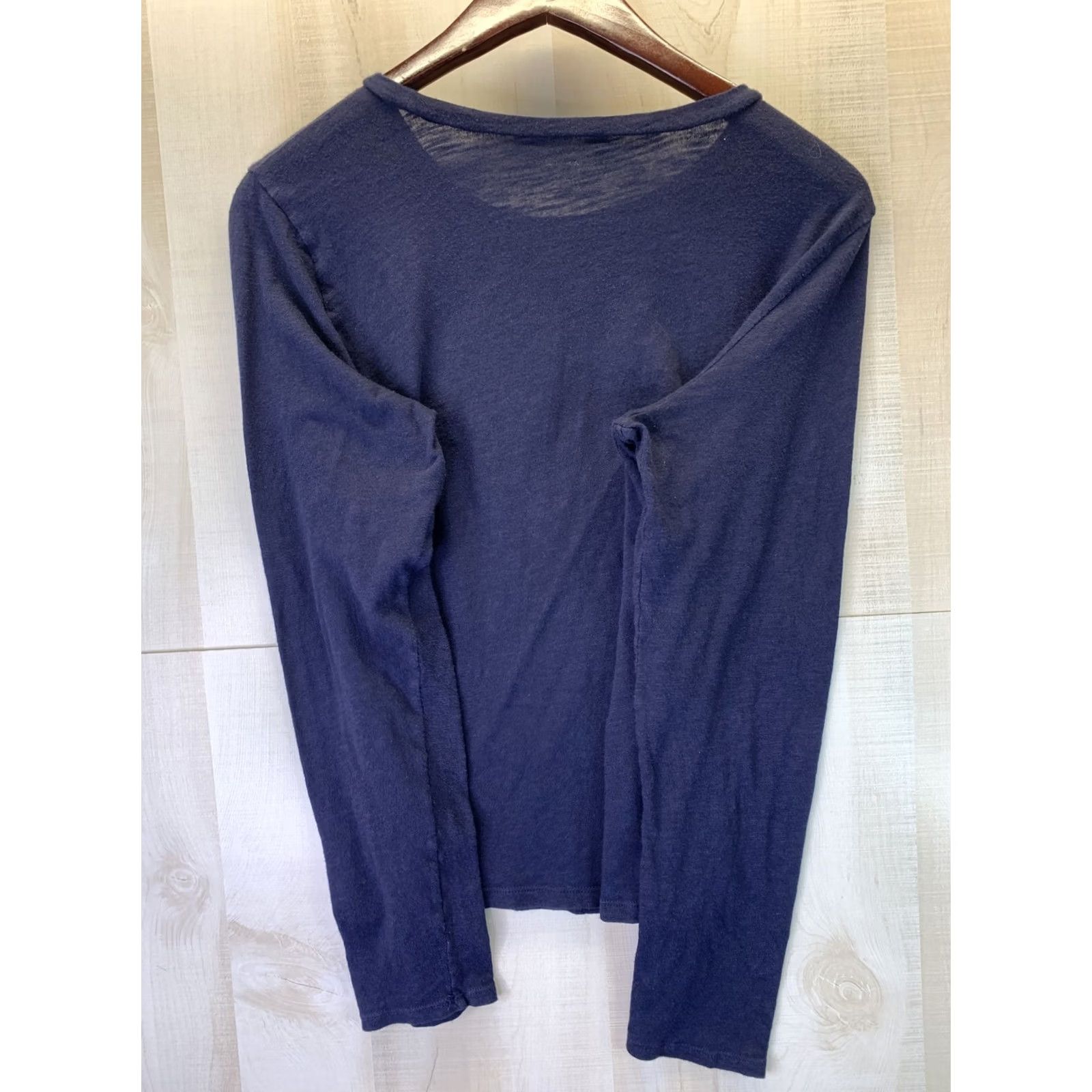 American Eagle Outfitters VINTAGE? No. American Eagle Women’s XL Blue Basic Long Sleeve Shirt Womens XL Blue Basic Long Sleeve American Eagle Outfitters Shirt Size XL / US 12-14 / IT 48-50 - 6 Thumbnail