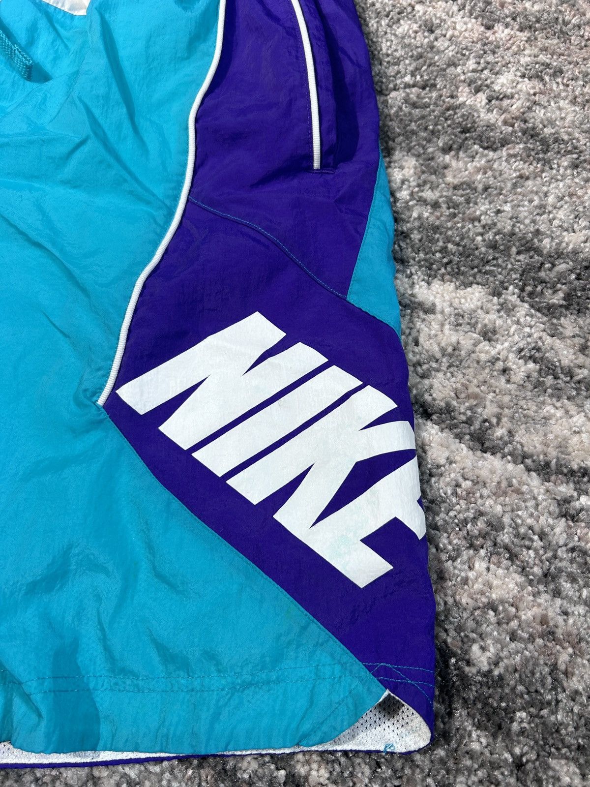 Nike × Vintage Nike Vintage Shorts 90s Size US 32 / EU 48 - 4 Thumbnail