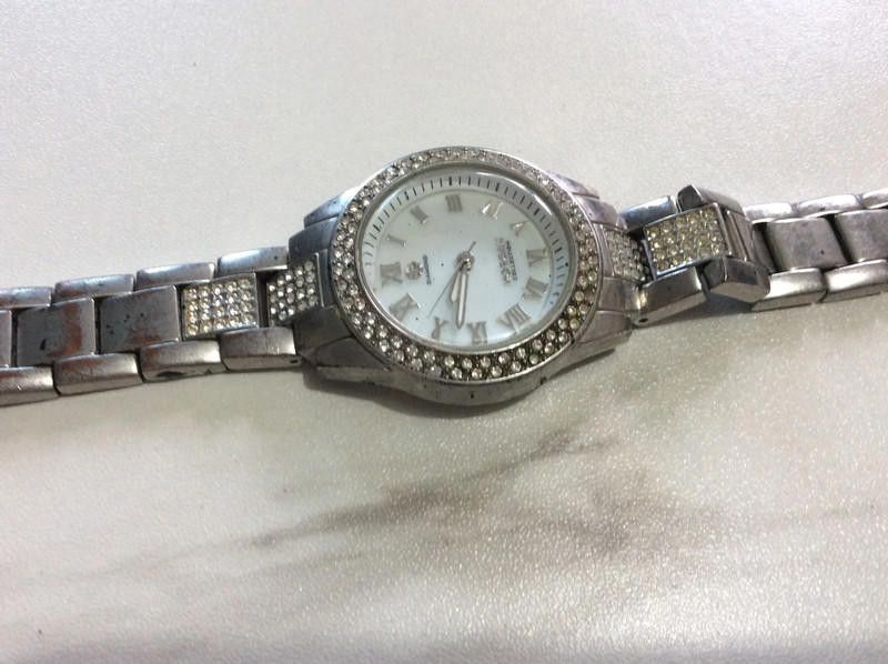 Designer ladies white dial stainless steel watch Size ONE SIZE - 1 Thumbnail