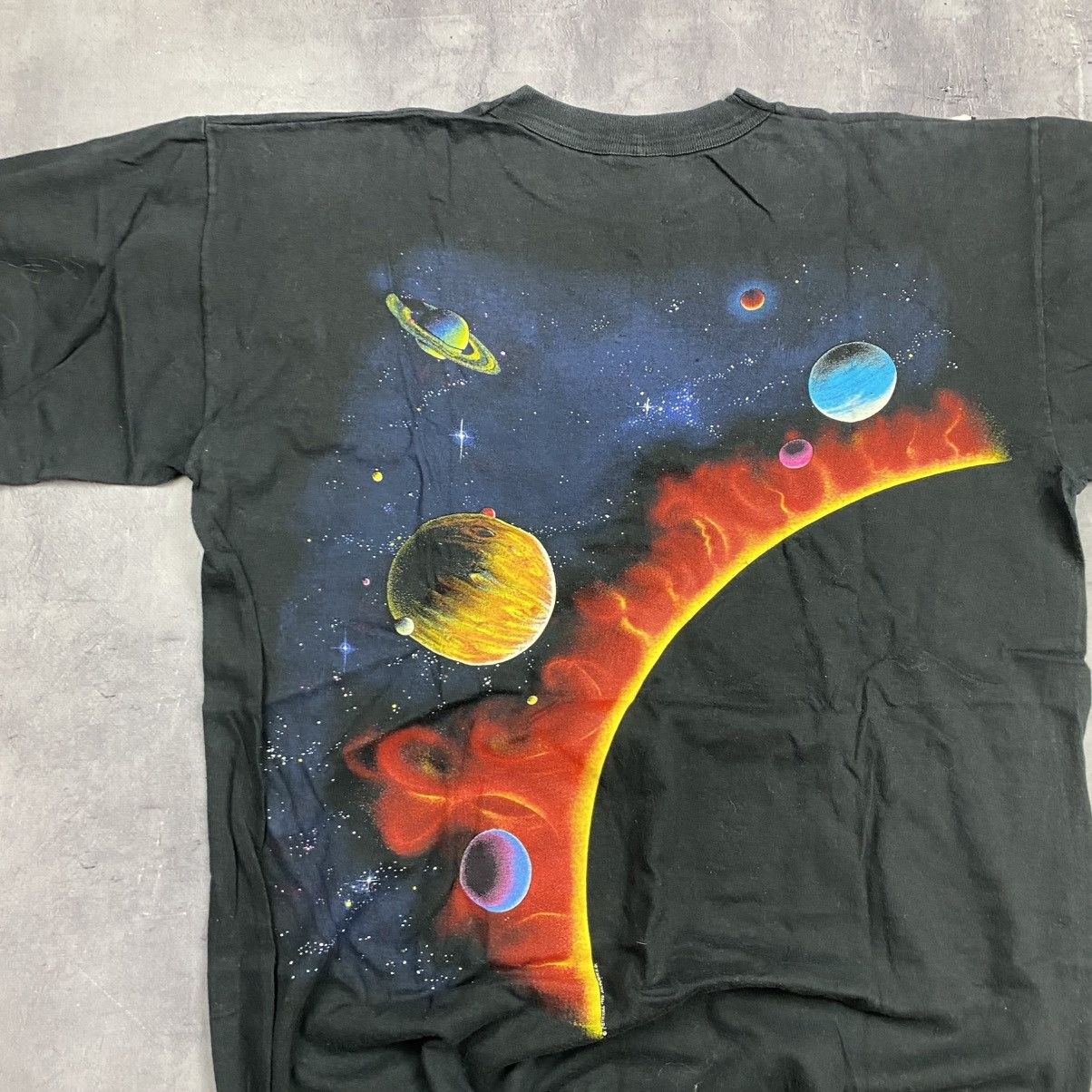 Vintage VINTAGE PETER KULL SOLAR SYSTEM GRAPHIC TEE 90s Size US L / EU 52-54 / 3 - 11 Thumbnail