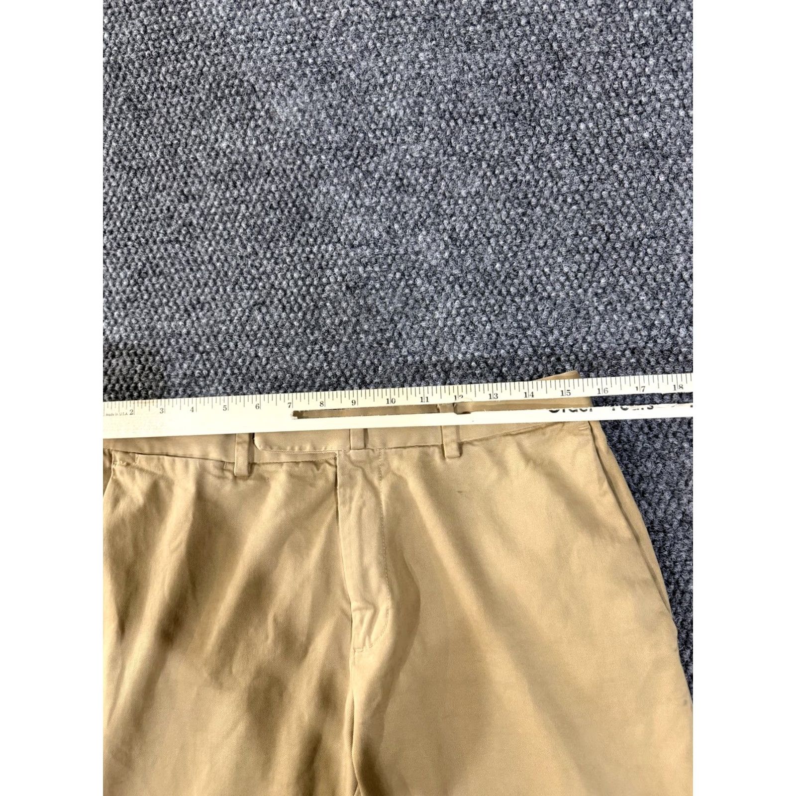 Brooks Brothers Brooks Brothers Red Fleece Pants Chino Beige 31x34 Regular Stretch Cotton Casual Mens Straight Front Zip Pockets Size US 31 - 6 Thumbnail