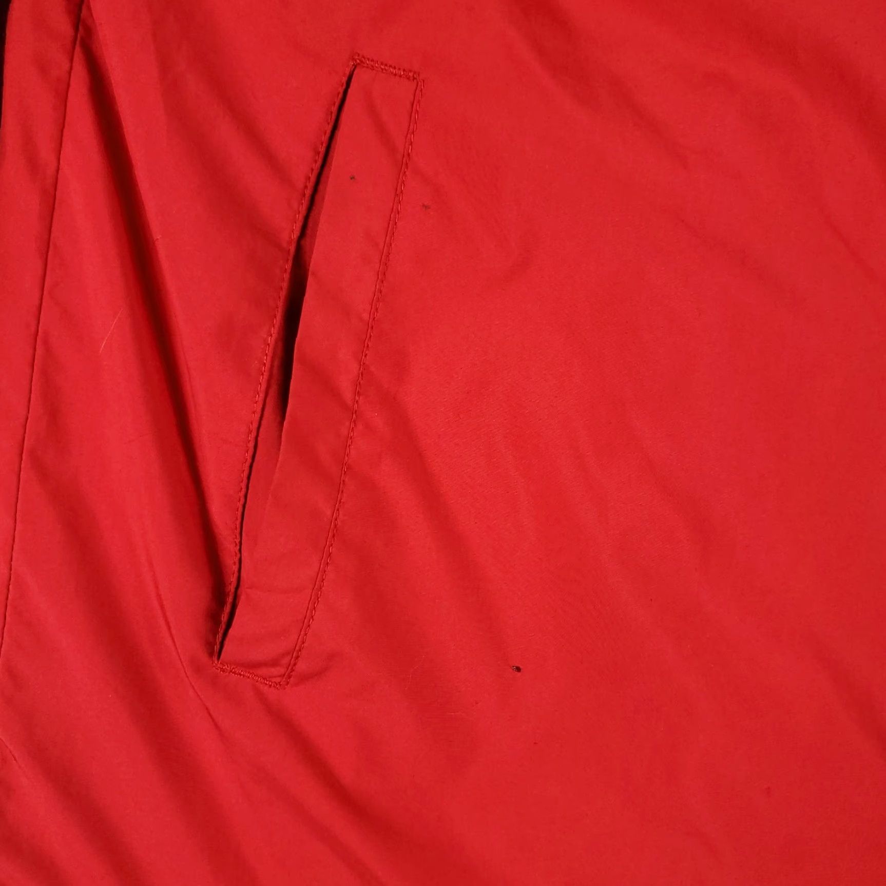 Champion Champion Jacket Mens L Red Full Zip Windbreaker Jacket - Parks/Everyday? (Note: Must use original words only; do not add new info) Size US L / EU 52-54 / 3 - 5 Thumbnail