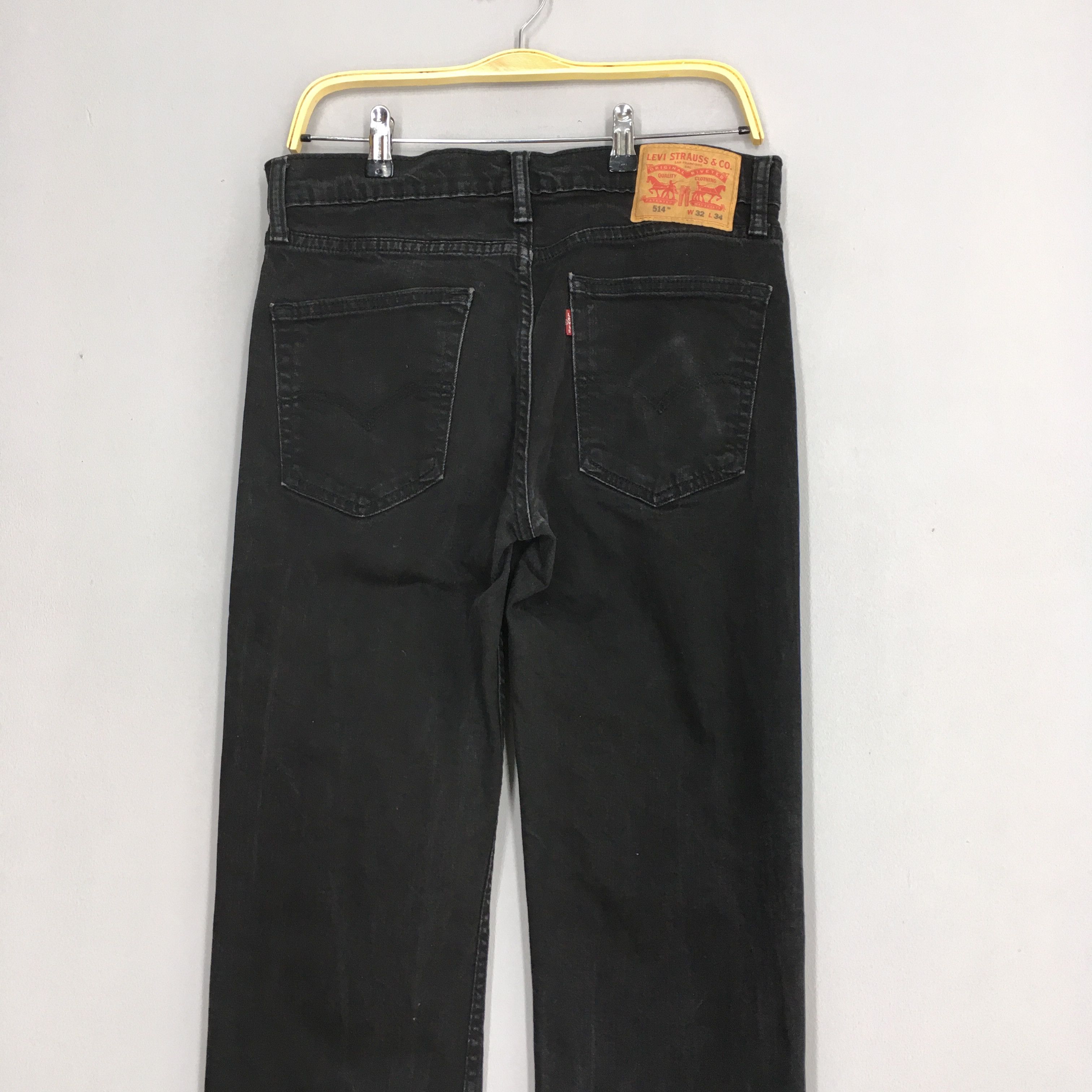 Levi's Size 30x33 Vintage Levi's 514 Black Jeans Straight Leg S634 Size US 30 / EU 46 - 11 Thumbnail