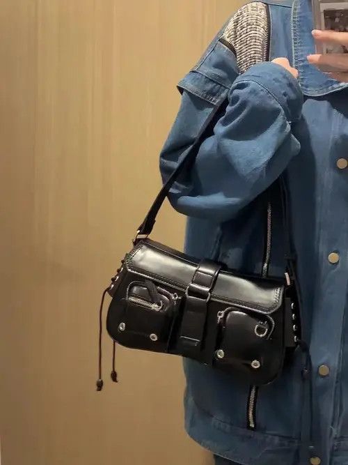 Japanese Brand Vintage PU Bag Size ONE SIZE - 2 Thumbnail
