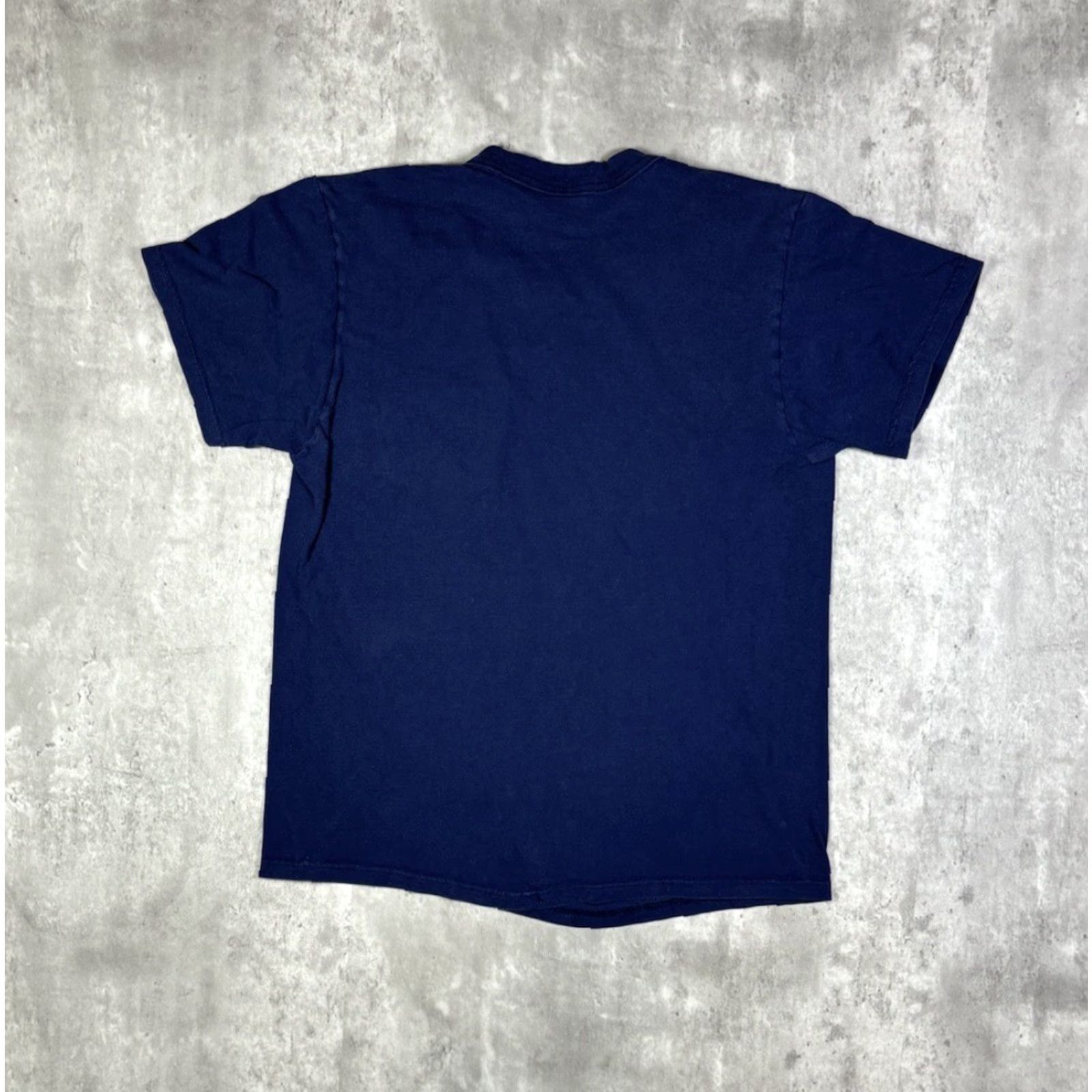 Fruit Of The Loom VINTAGE Fruit Of The Loom Blank Pocket T-Shirt L Men Blue Cotton Crew Neck Short Sleeve 90s USA Friends Twilight Free! Pockets Vintage Yes Size US L / EU 52-54 / 3 - 6 Thumbnail