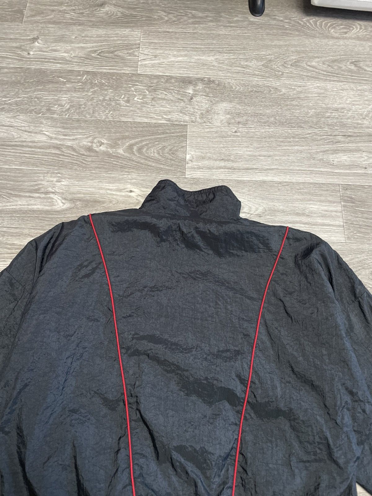 Reebok Vintage Reebok Nylon Track Jacket Oversized Fit 90s Size US M / EU 48-50 / 2 - 11 Thumbnail