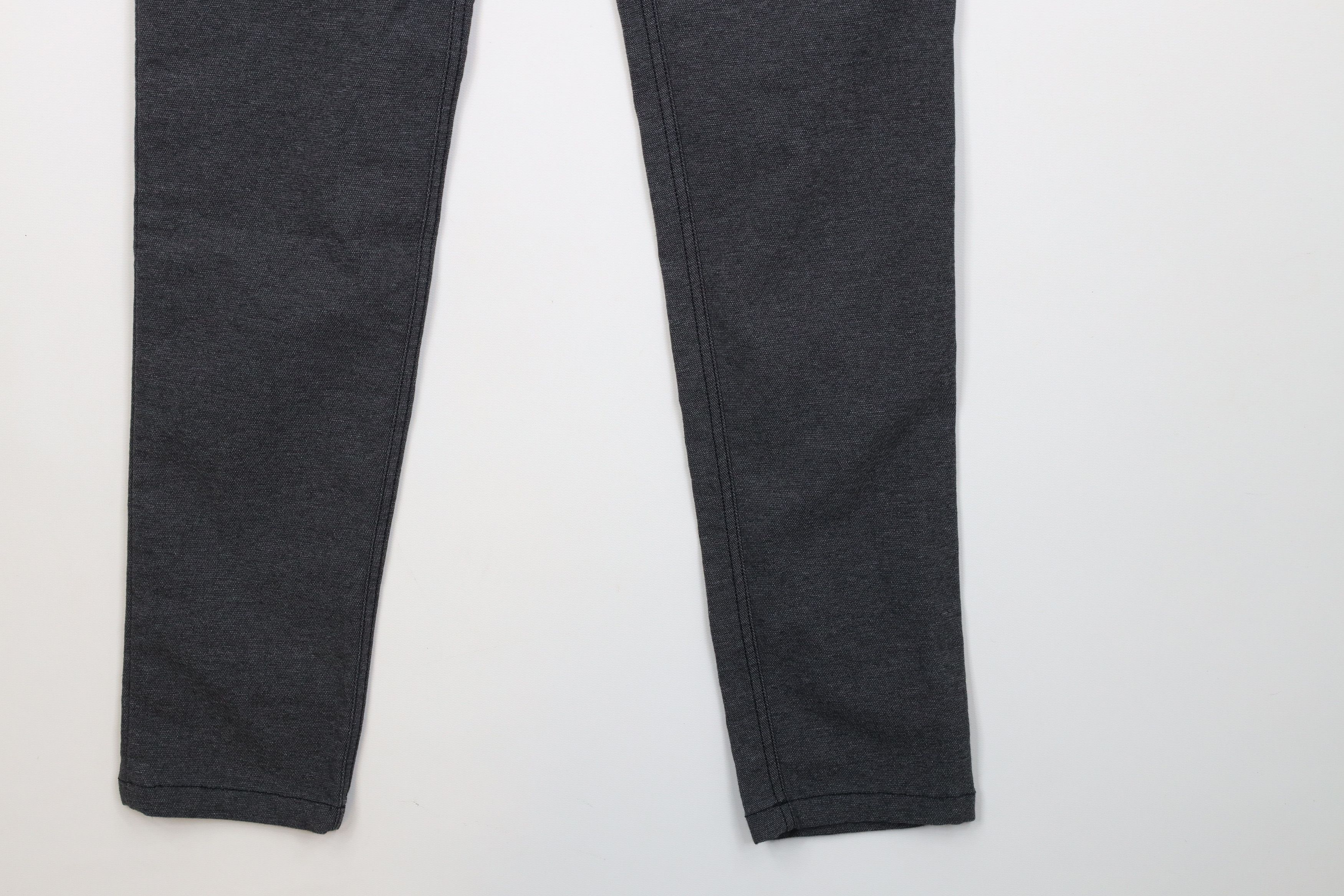 Lululemon Lululemon Skinny Leg Knit Chino Pants Trousers Gray Size 28" / US 6 / IT 42 - 5 Thumbnail