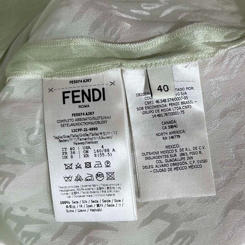 Fendi Fendi Graffiti Print Short Sleeve Shirt Size M / US 6-8 / IT 42-44 - 6 Thumbnail