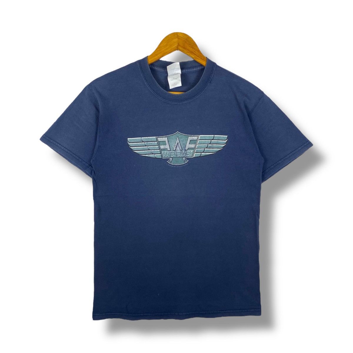 Band Tees Vintage 00's WEEZER Band Faded Graphic Tee Shirt Small Size Size US S / EU 44-46 / 1 - 1 Thumbnail
