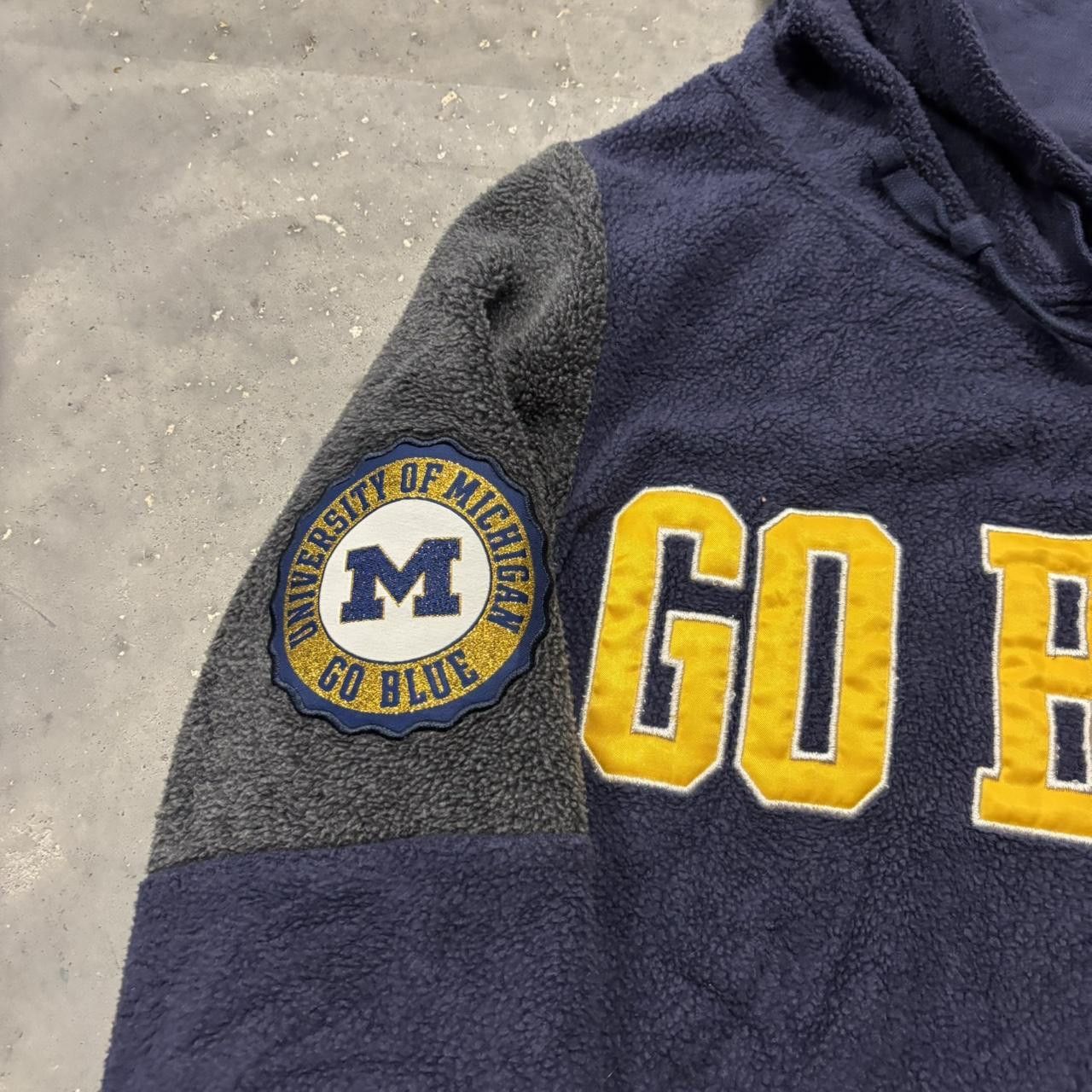 Victoria's Secret × Vintage Crazy Vintage Y2K/2000s PINK Cute Michigan Wolverines Victoria’s Secret Fleece Zip Up Hoodie! Size S / US 4 / IT 40 - 6 Thumbnail