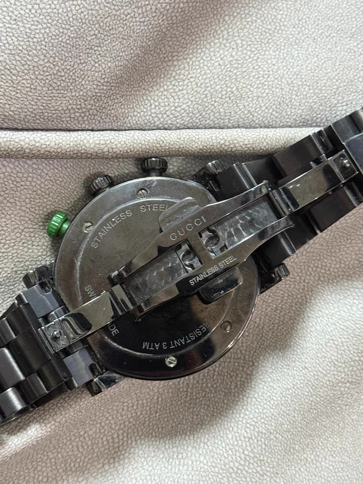 Gucci Authentic Gucci CHRONO men's watch Ｑ20 Size 44 - 4 Thumbnail