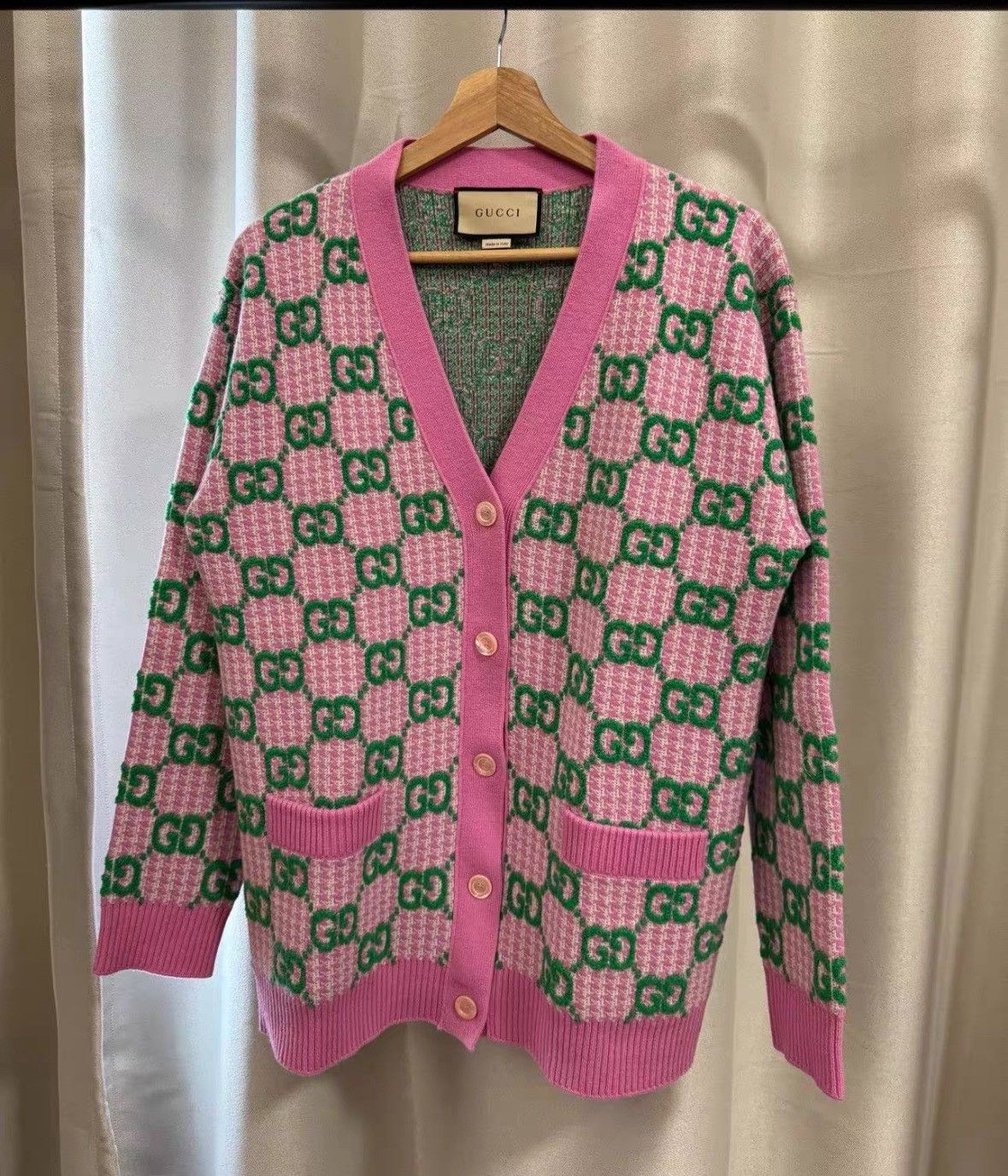 Gucci Gucci Colorful Logo V-Neck Wool Cardigan-2506 Size M / US 6-8 / IT 42-44 - 1 Thumbnail