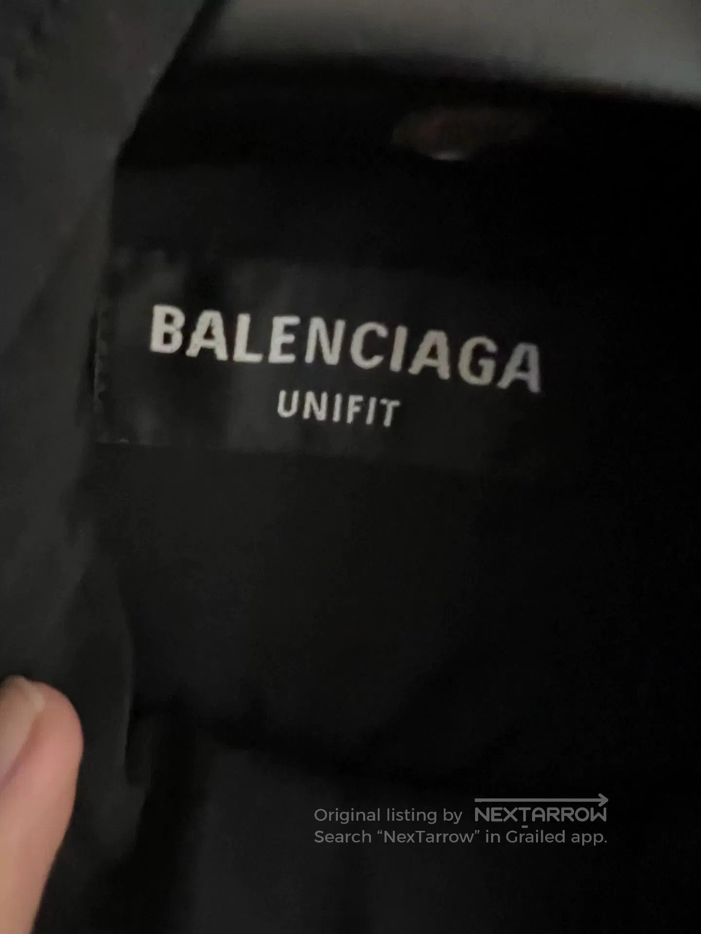 Balenciaga balenciaga shoulder pad coach jacket size 3. Size US L / EU 52-54 / 3 - 3 Thumbnail