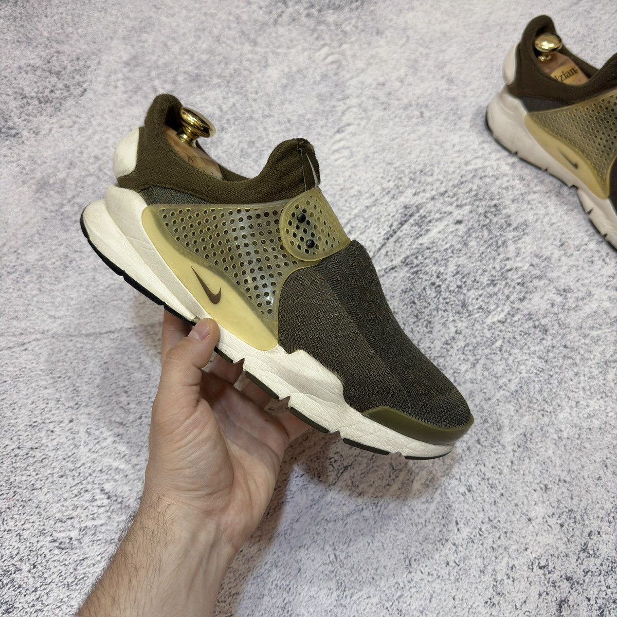 Fragment Design × Nike Nike x Fragment Design Sock Dart SP Dark Loden US9 UK8 Size US 9 / EU 42 - 3 Thumbnail